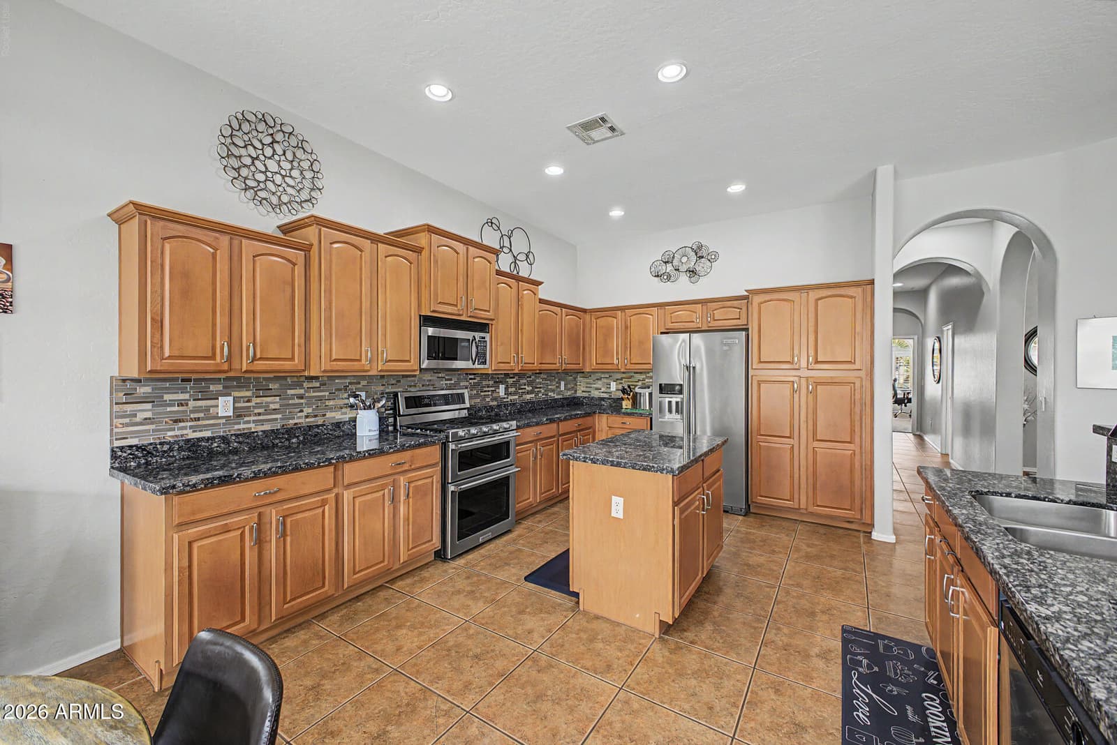 2972 E WINGED FOOT Drive, Chandler, AZ 85249 — photo 9 of 28