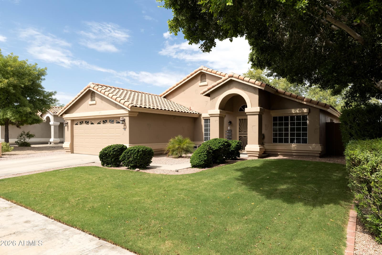 22418 N 74TH Lane, Glendale, AZ 85310 — photo 2 of 36