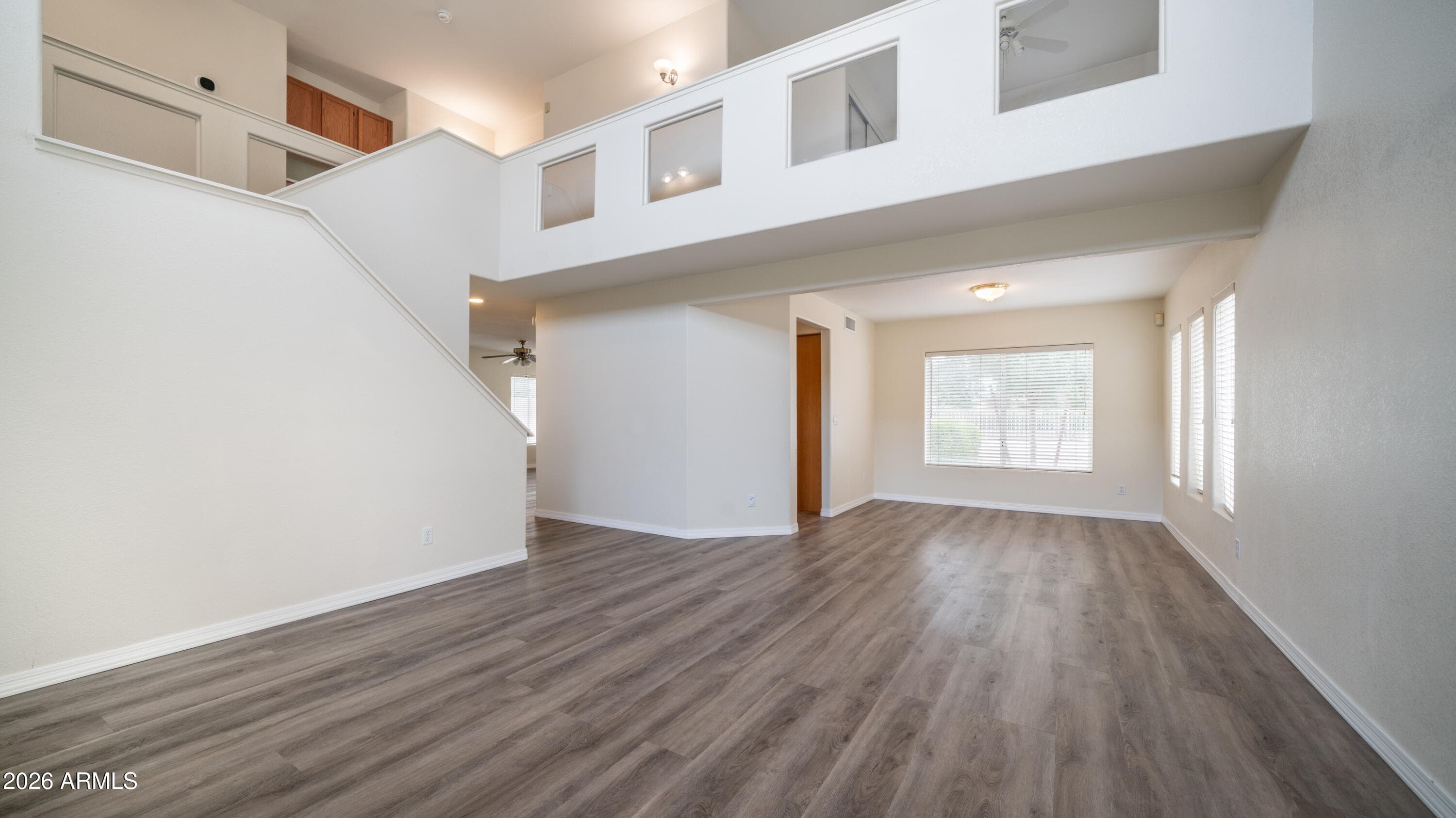 1651 W ORCHID Lane, Chandler, AZ 85224 — photo 4 of 36