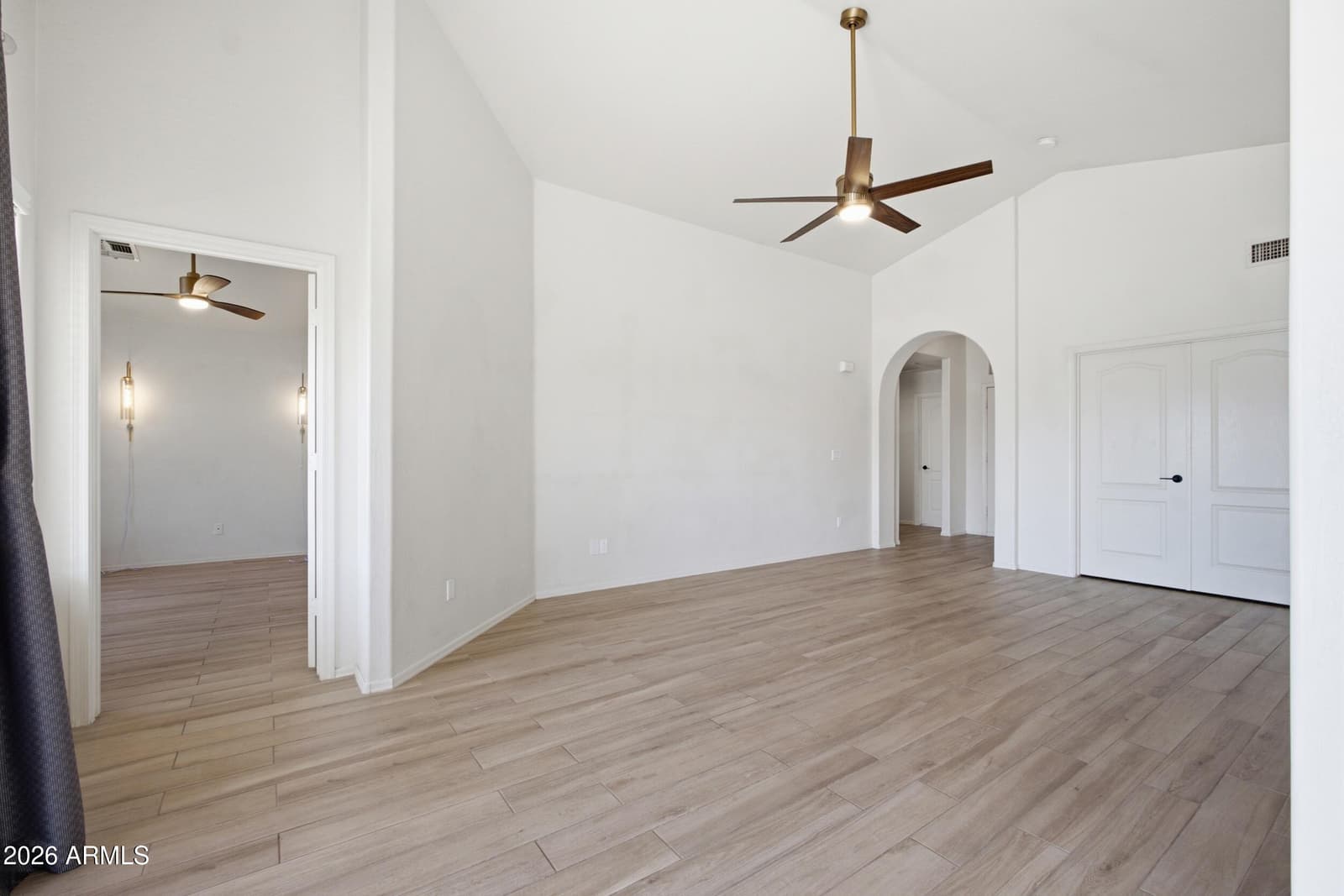 11615 W BRADSHAW MOUNTAIN Court, Surprise, AZ 85378 — photo 5 of 37