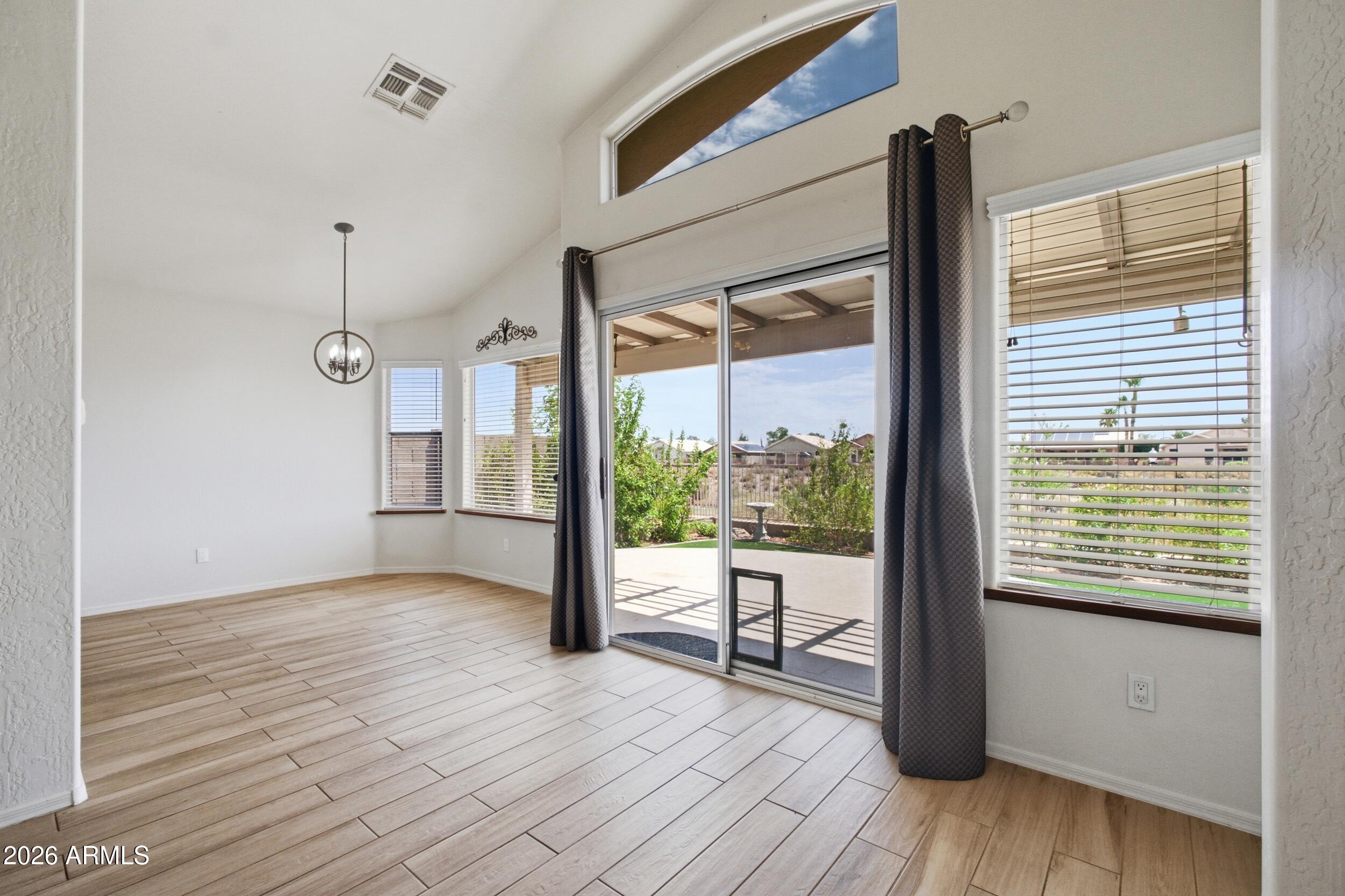 11615 W BRADSHAW MOUNTAIN Court, Surprise, AZ 85378 — photo 8 of 37