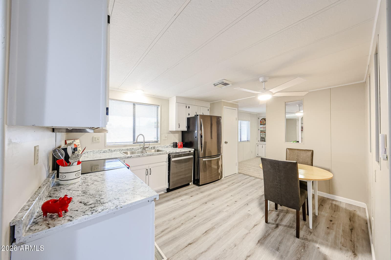8301 N 103rd Avenue 71, Peoria, AZ 85345 — photo 13 of 45