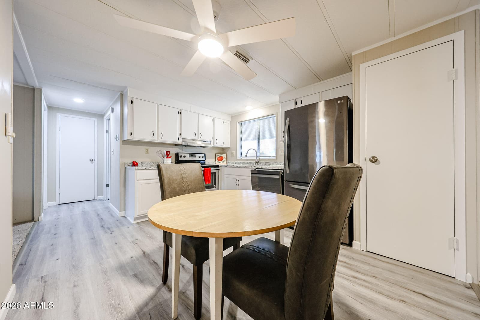 8301 N 103rd Avenue 71, Peoria, AZ 85345 — photo 17 of 45