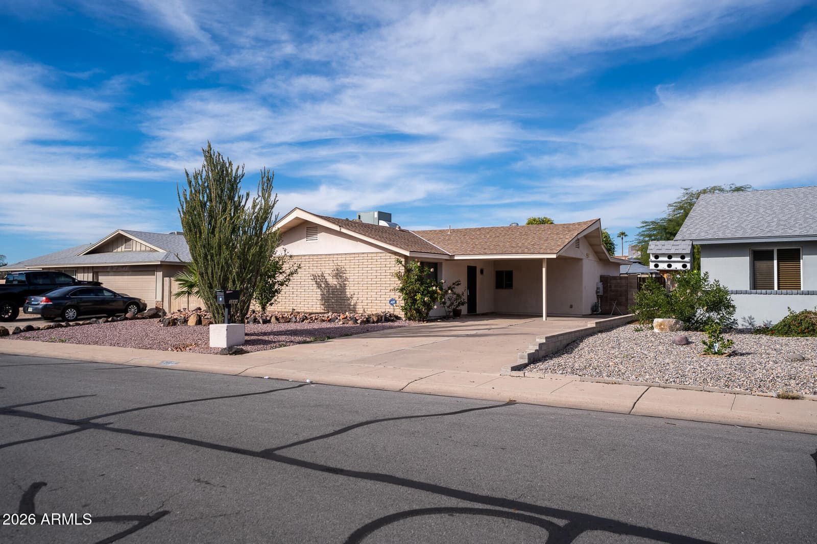 3844 W LUPINE Avenue, Phoenix, AZ 85029 — photo 1 of 33