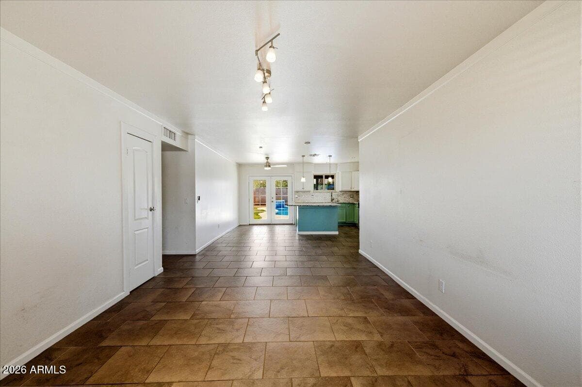 1433 E WINDSOR Avenue, Phoenix, AZ 85006 — photo 3 of 29