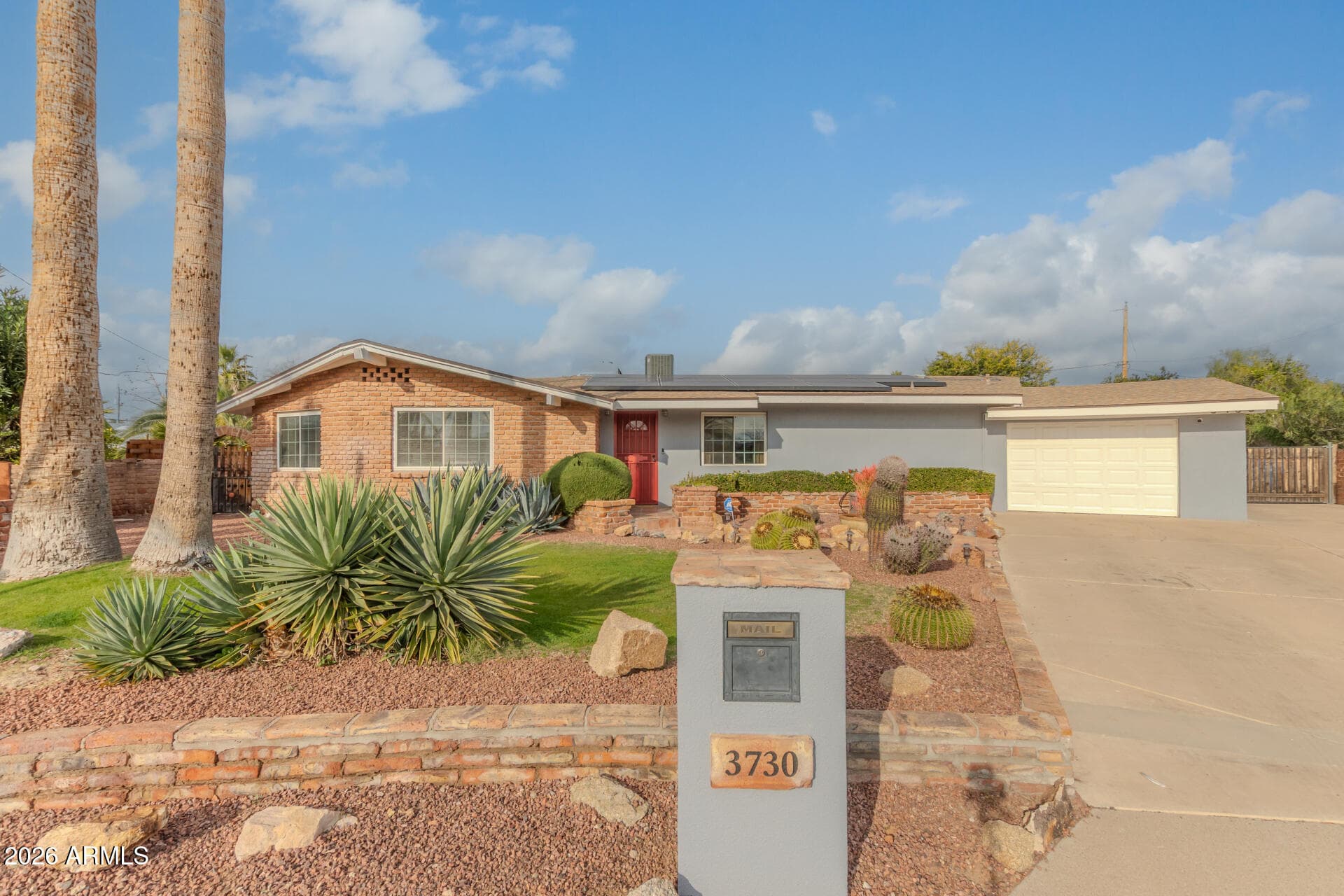 3730 E KINGS Avenue, Phoenix, AZ 85032 — photo 1 of 34