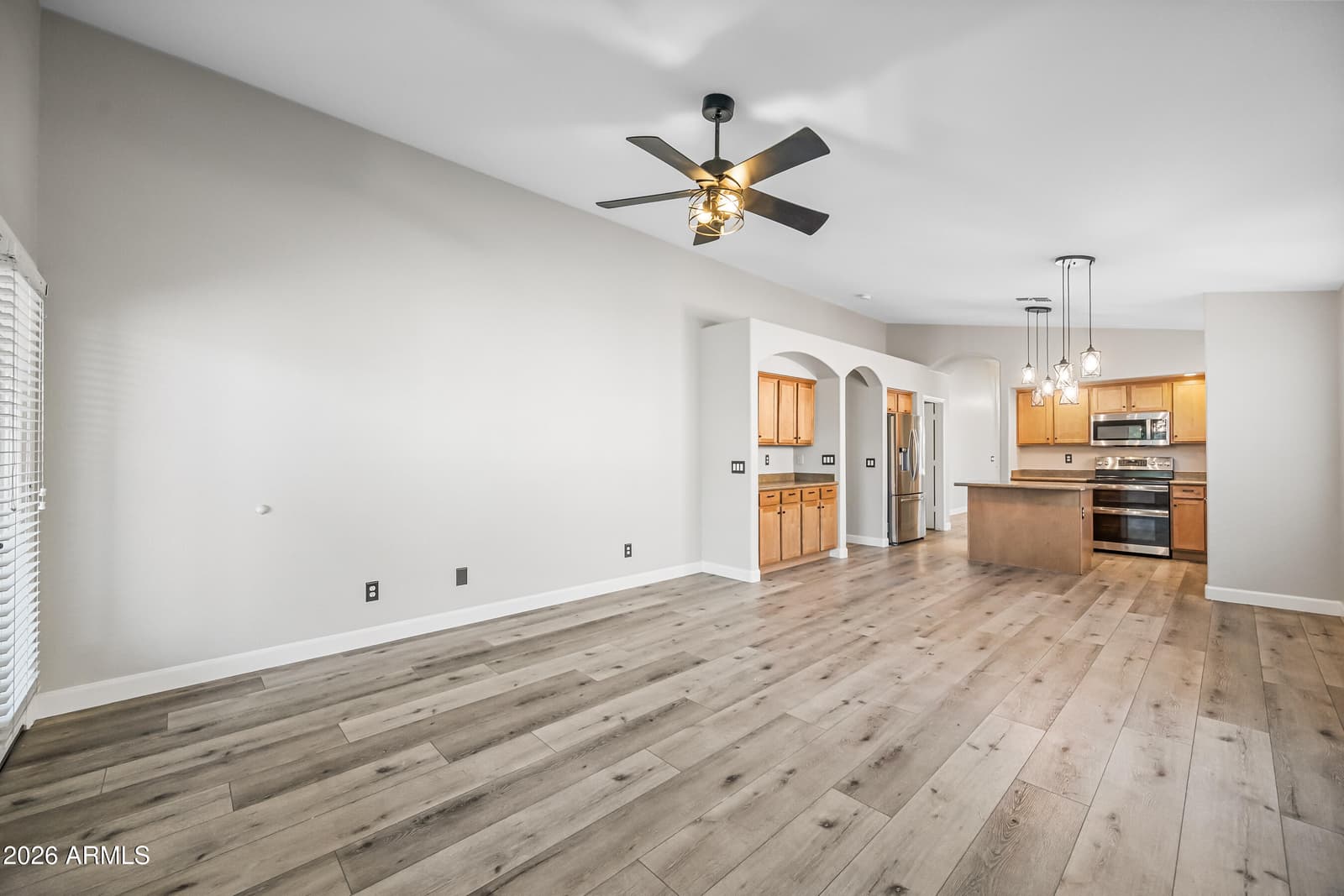 9859 W QUAIL Avenue, Peoria, AZ 85383 — photo 11 of 35
