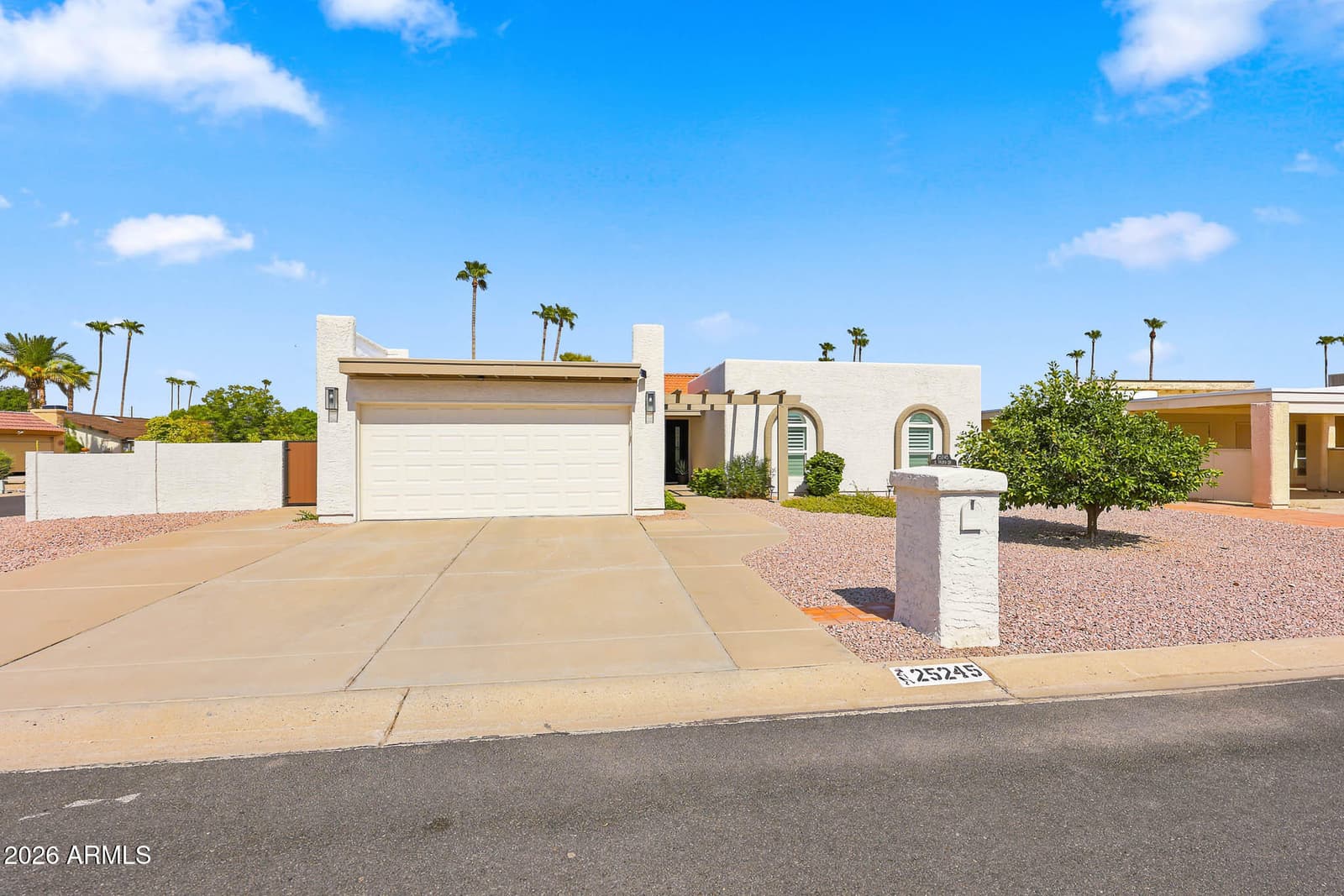25245 S TRURO Drive, Sun Lakes, AZ 85248 — photo 2 of 64