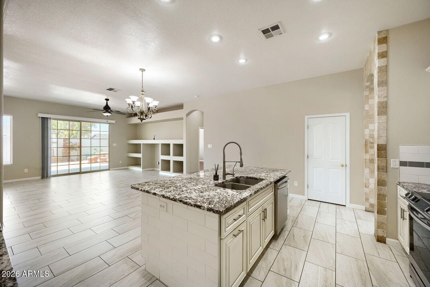 5619 W FRIER Drive, Glendale, AZ 85301 — photo 4 of 20