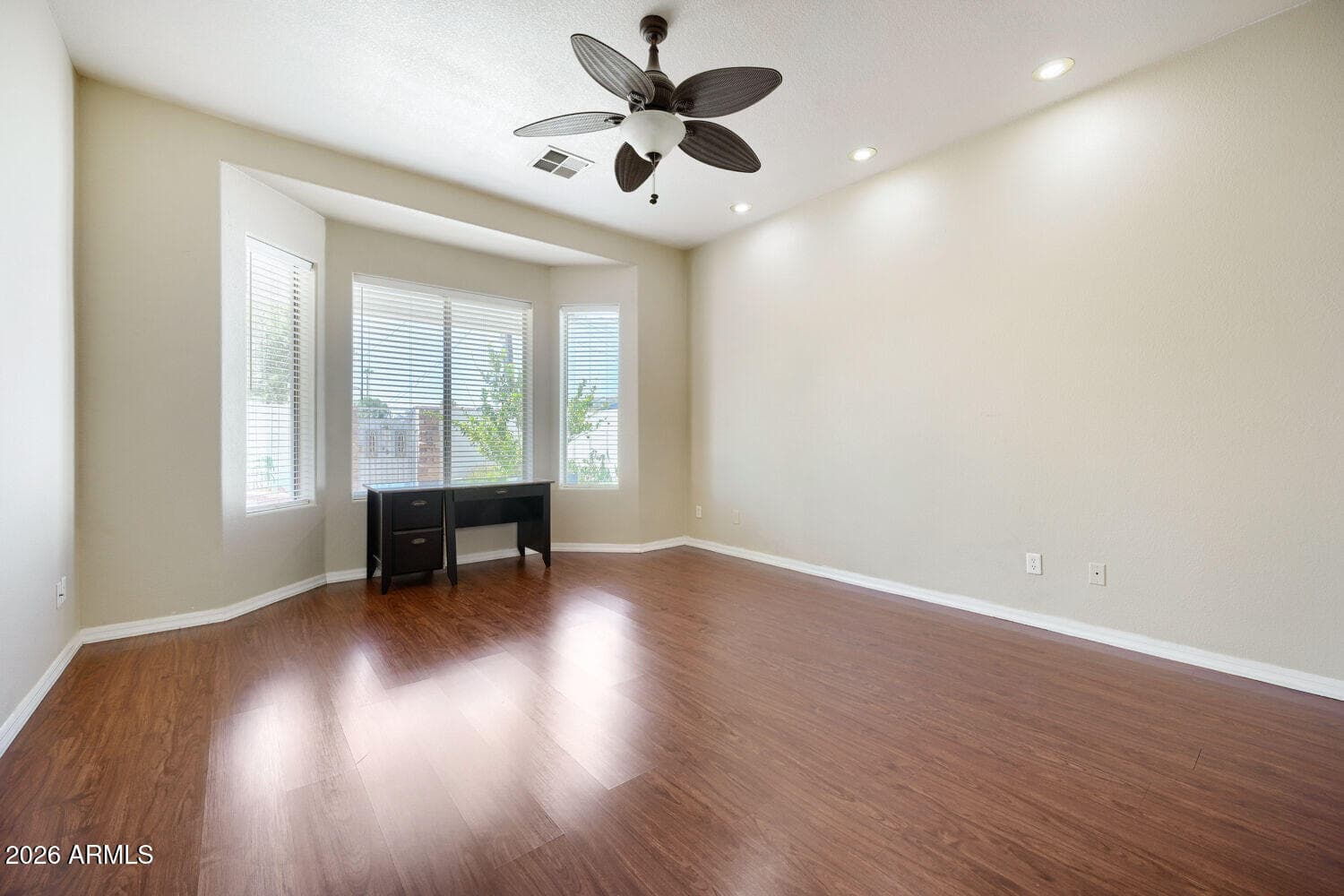 5619 W FRIER Drive, Glendale, AZ 85301 — photo 9 of 20