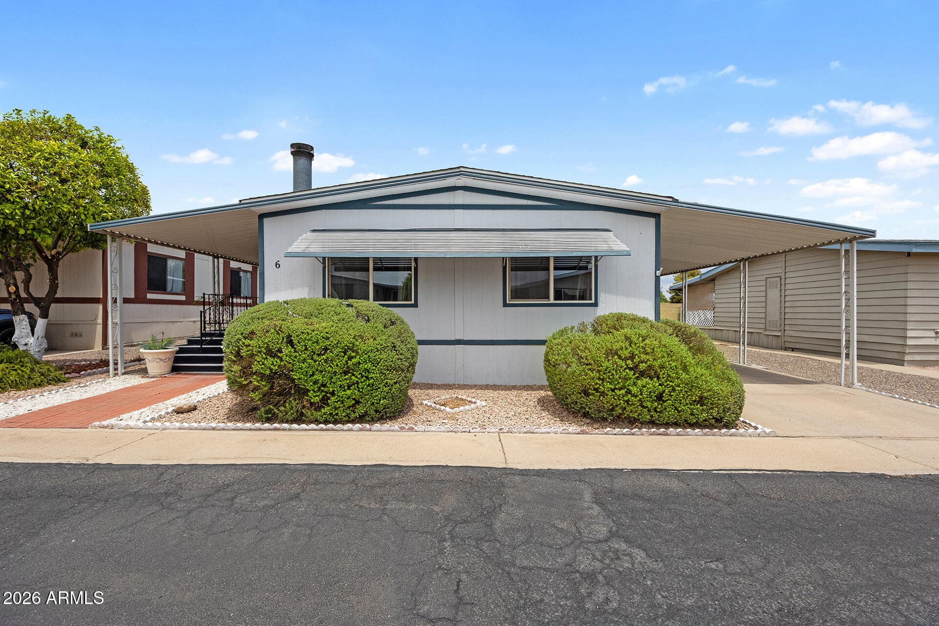 2701 E UTOPIA Road 6, Phoenix, AZ 85050 — photo 5 of 34