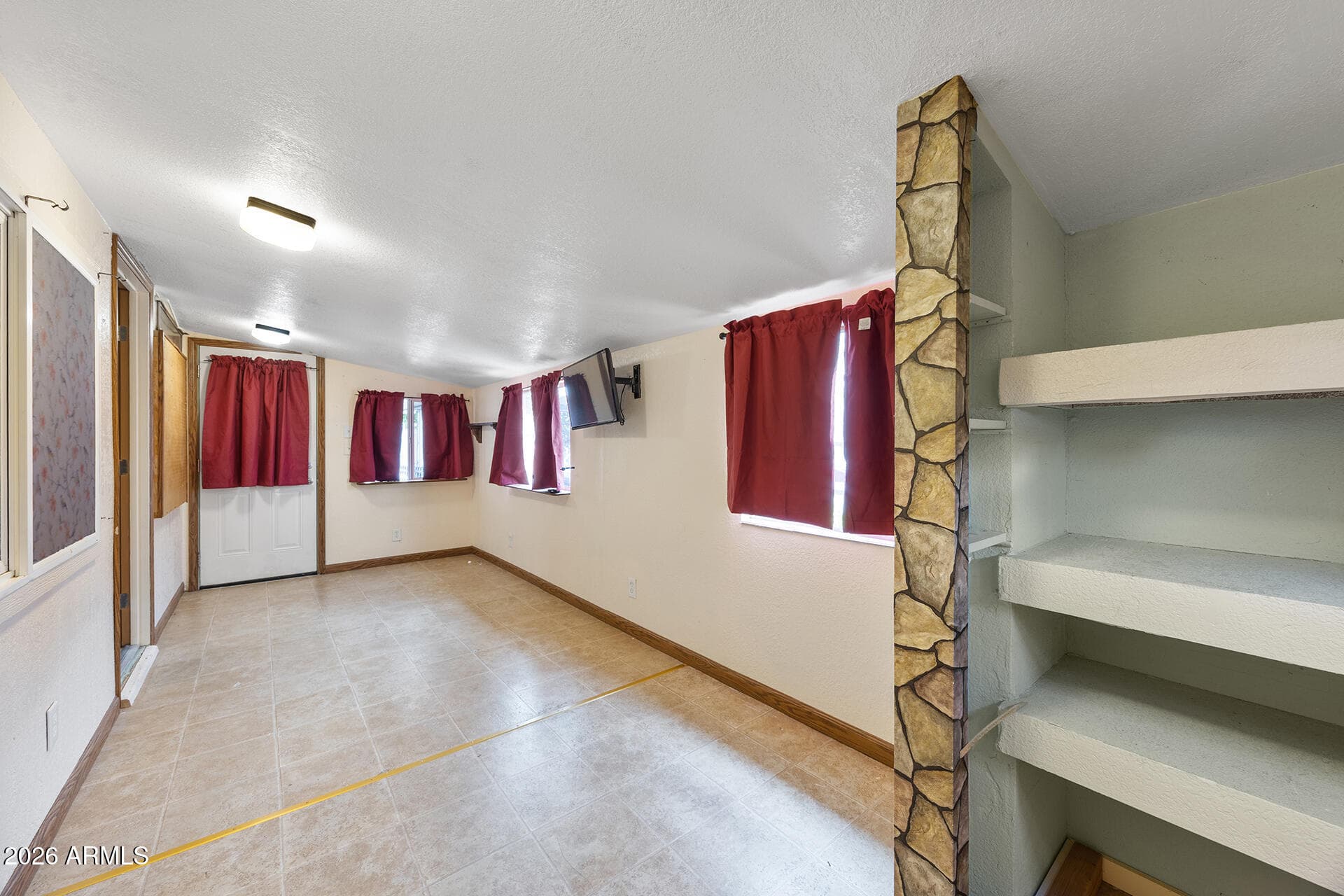 2701 E UTOPIA Road 6, Phoenix, AZ 85050 — photo 28 of 34