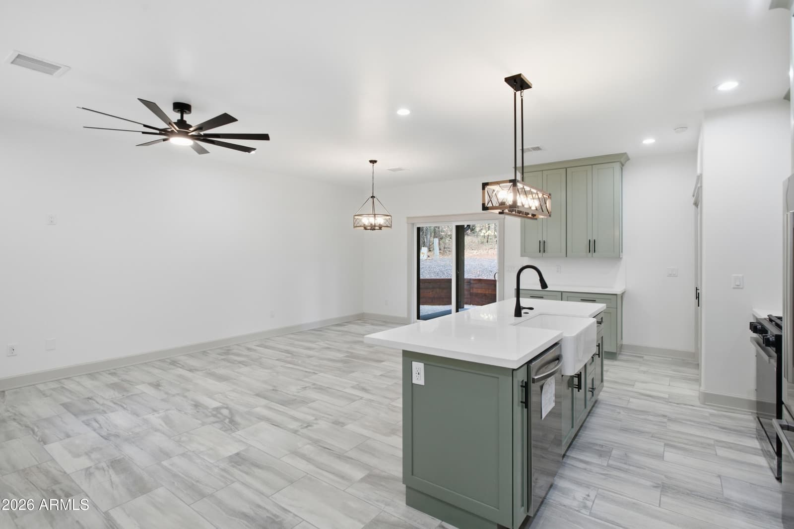 4318 ANTELOPE Lane, Show Low, AZ 85901 — photo 4 of 22