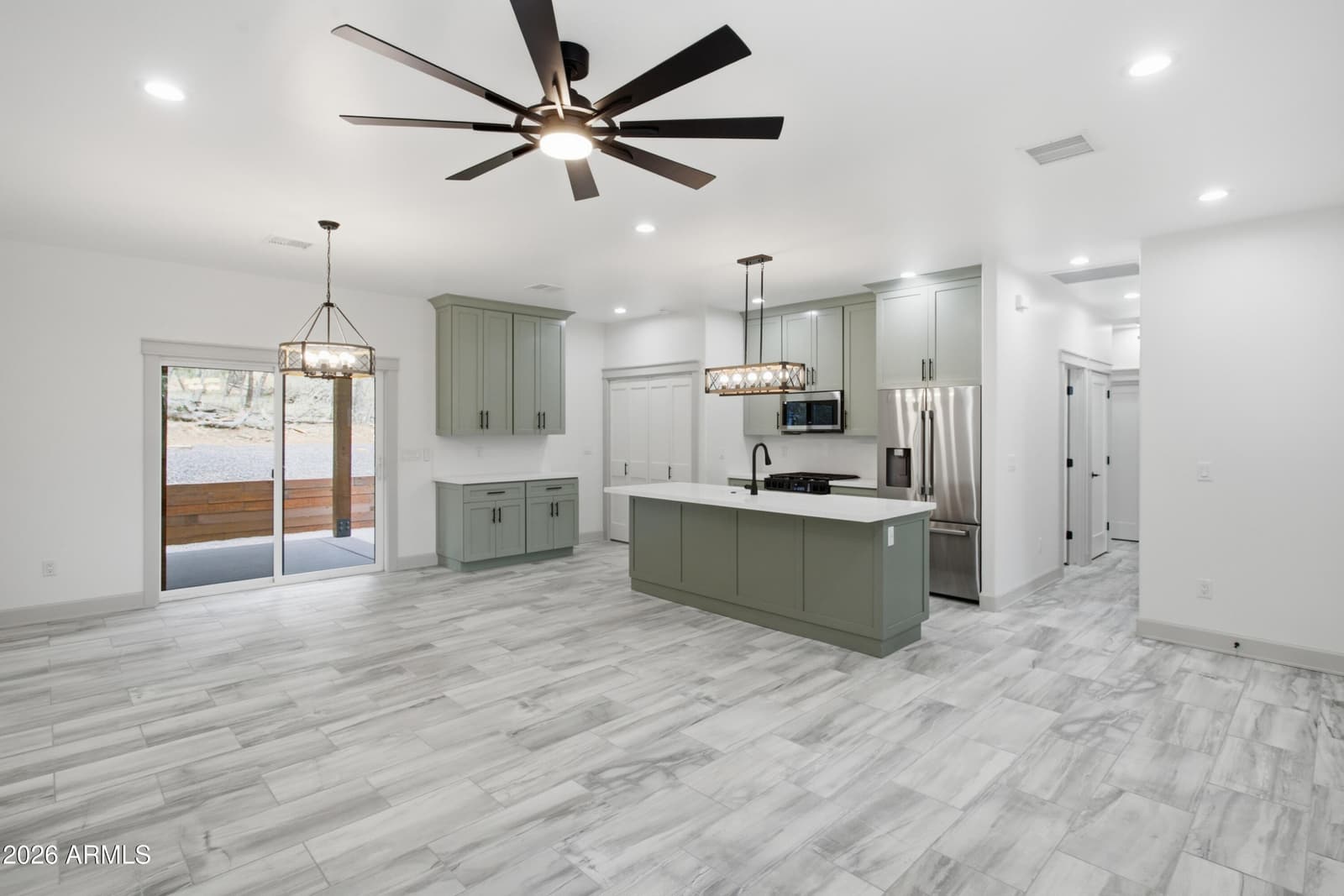 4318 ANTELOPE Lane, Show Low, AZ 85901 — photo 5 of 22