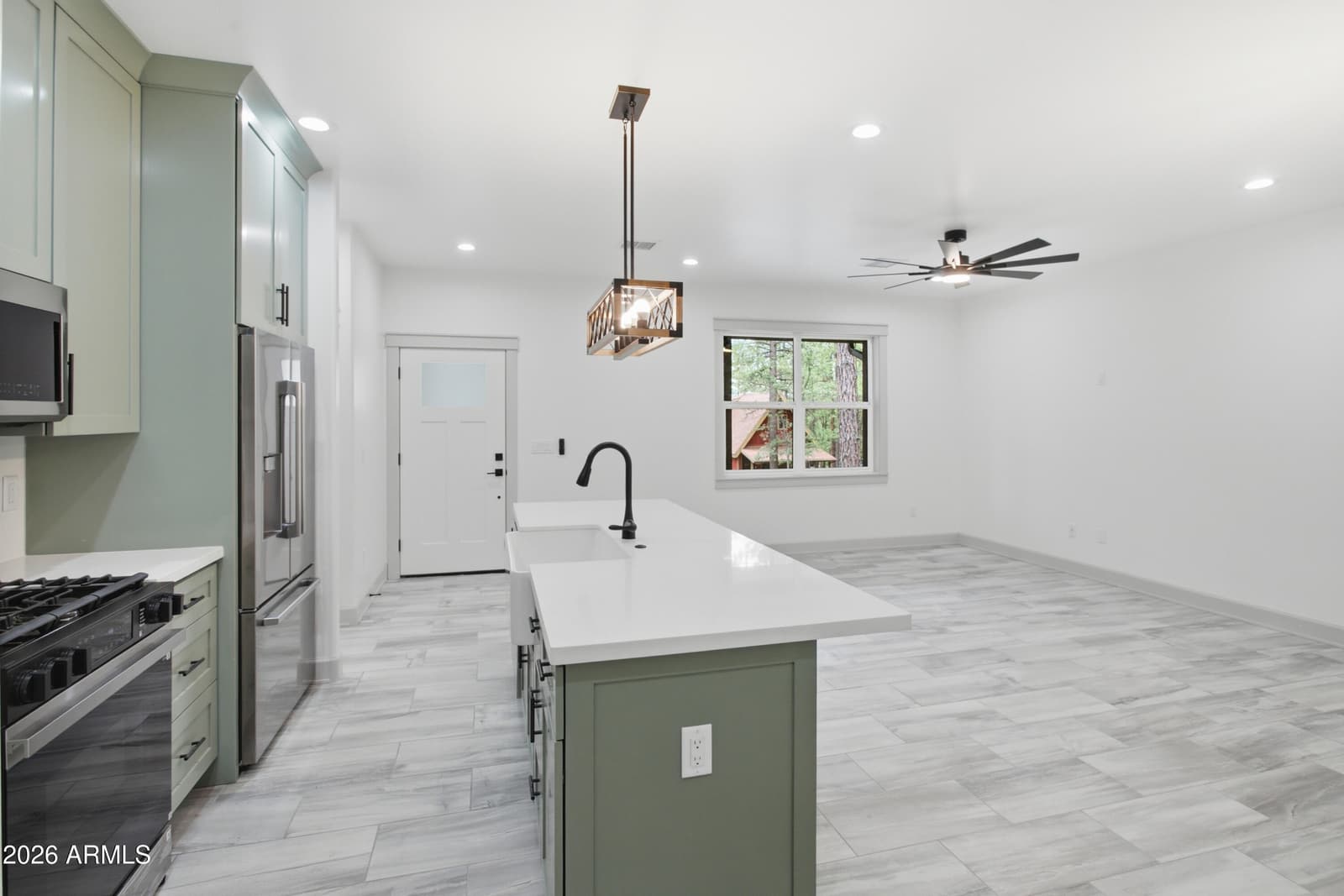 4318 ANTELOPE Lane, Show Low, AZ 85901 — photo 8 of 22
