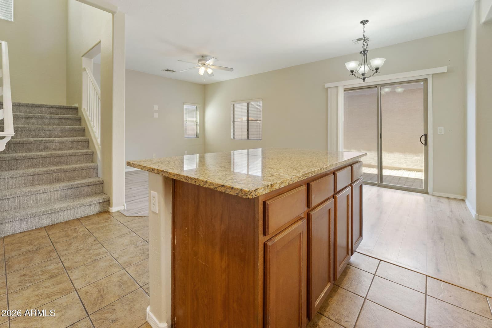 428 N CITRUS Lane, Gilbert, AZ 85234 — photo 4 of 56