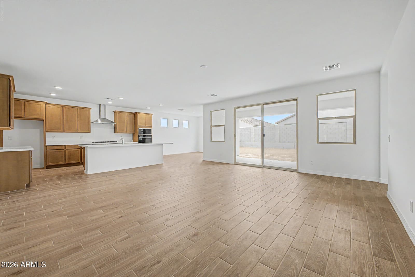 17444 W SAGUARO VISTA Drive, Surprise, AZ 85387 — photo 6 of 14