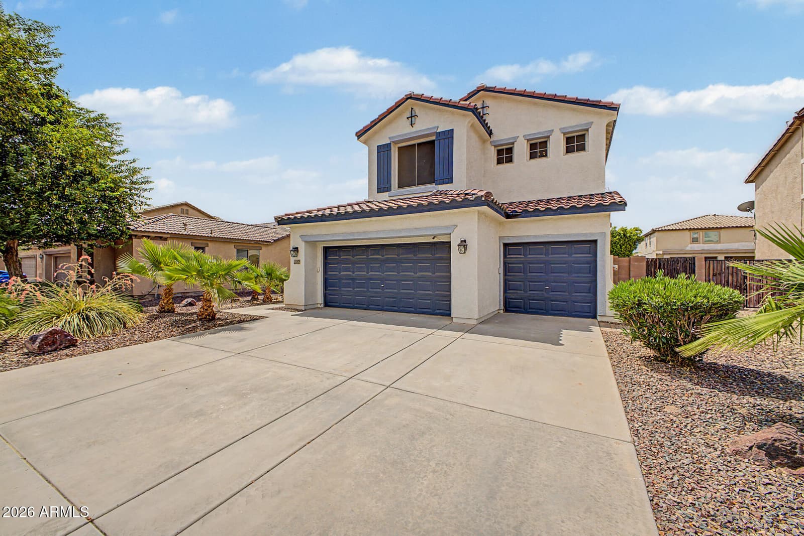 12175 W CHASE Lane, Avondale, AZ 85323 — photo 5 of 70