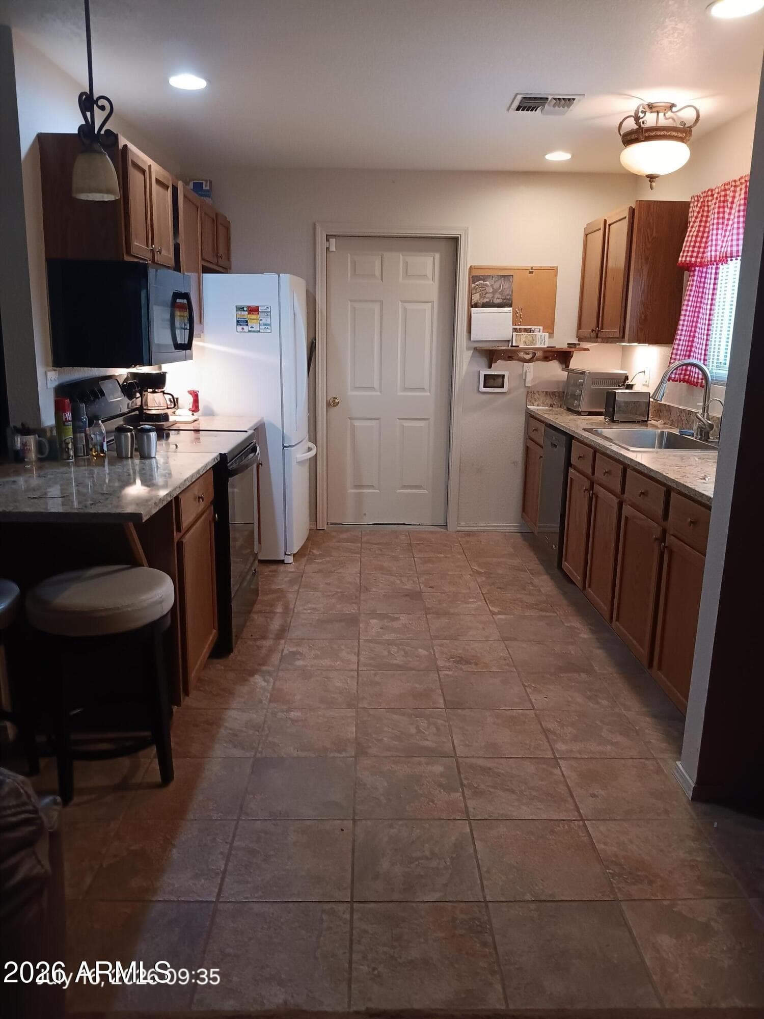 424 W AZURE Place, Camp Verde, AZ 86322 — photo 8 of 44
