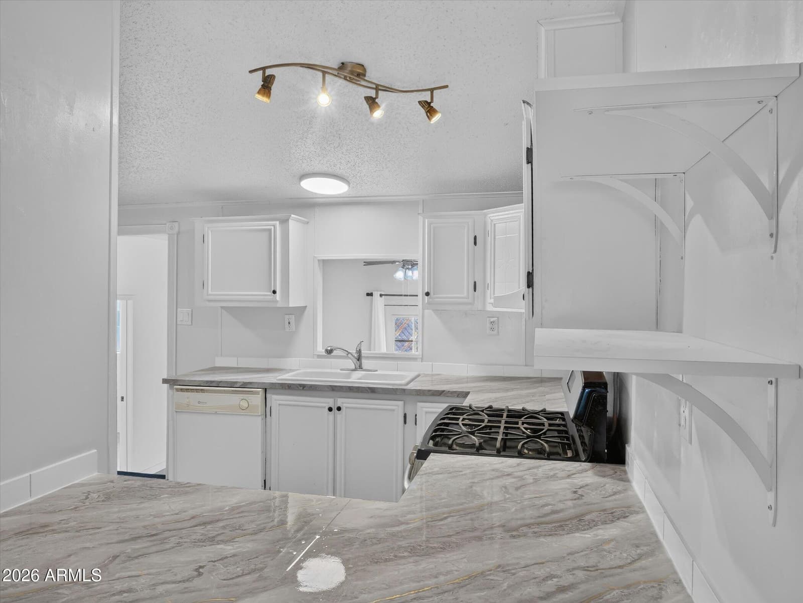 4716 N Bonanza Drive, Casa Grande, AZ 85194 — photo 4 of 16