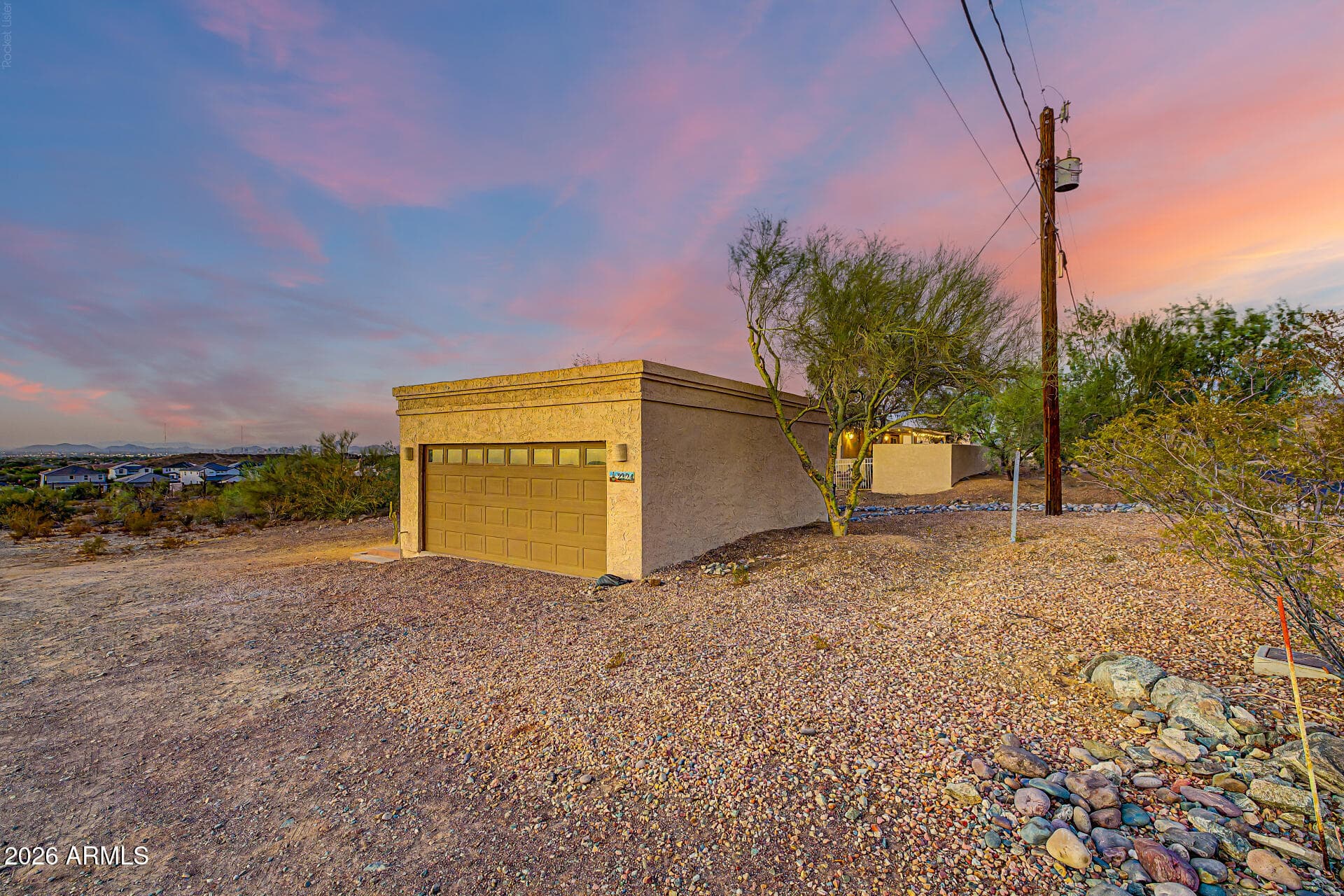 2324 W SUNRISE Drive, Phoenix, AZ 85041 — photo 61 of 96