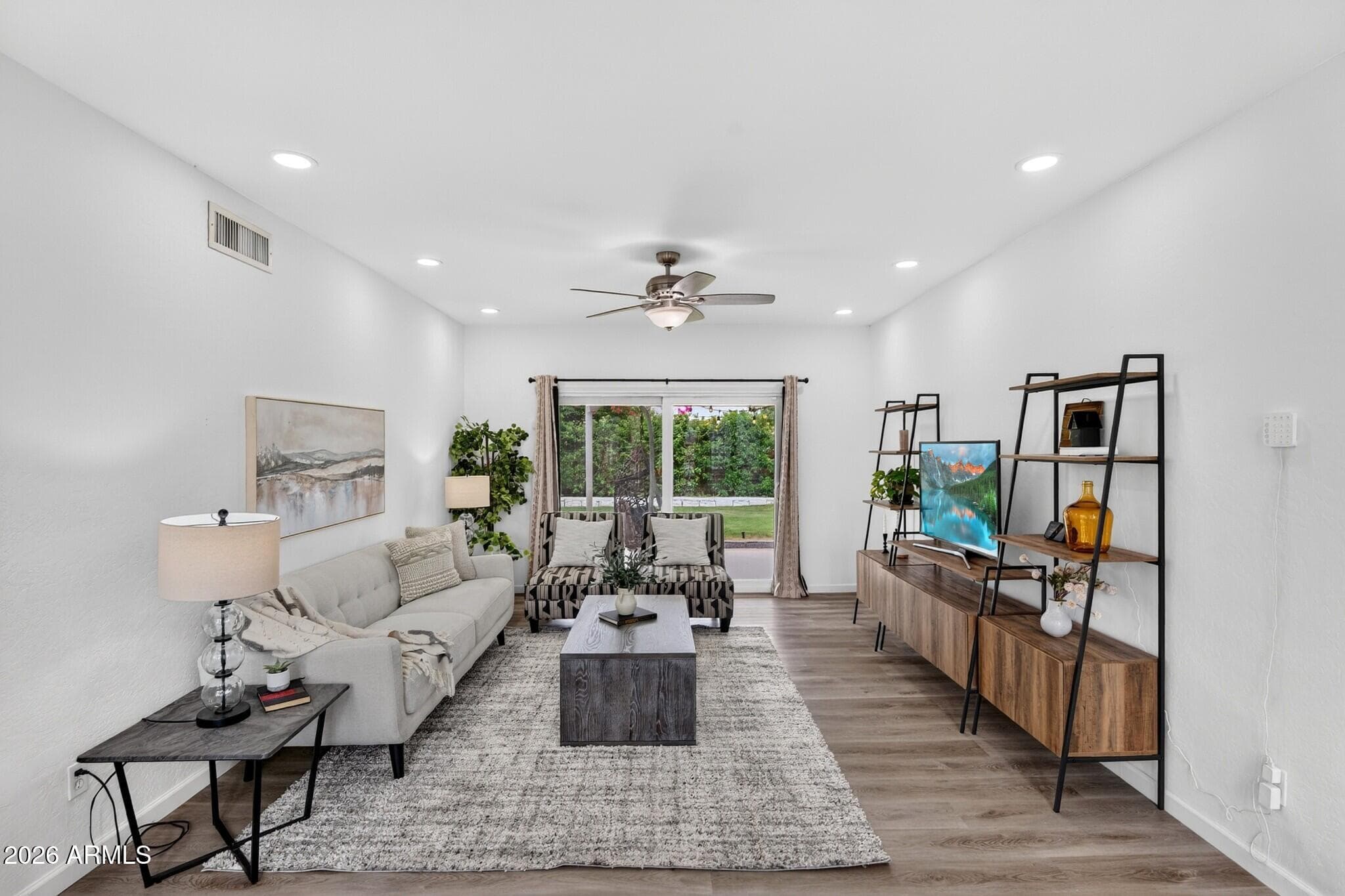 1930 W JOAN DE ARC Avenue, Phoenix, AZ 85029 — photo 4 of 52