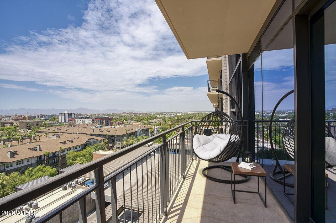 200 W PORTLAND Street 1113, Phoenix, AZ 85003 — photo 21 of 59