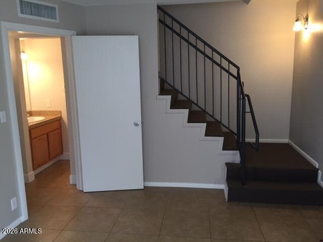 1261 N GRANITE REEF Road, Scottsdale, AZ 85257 — photo 4 of 10