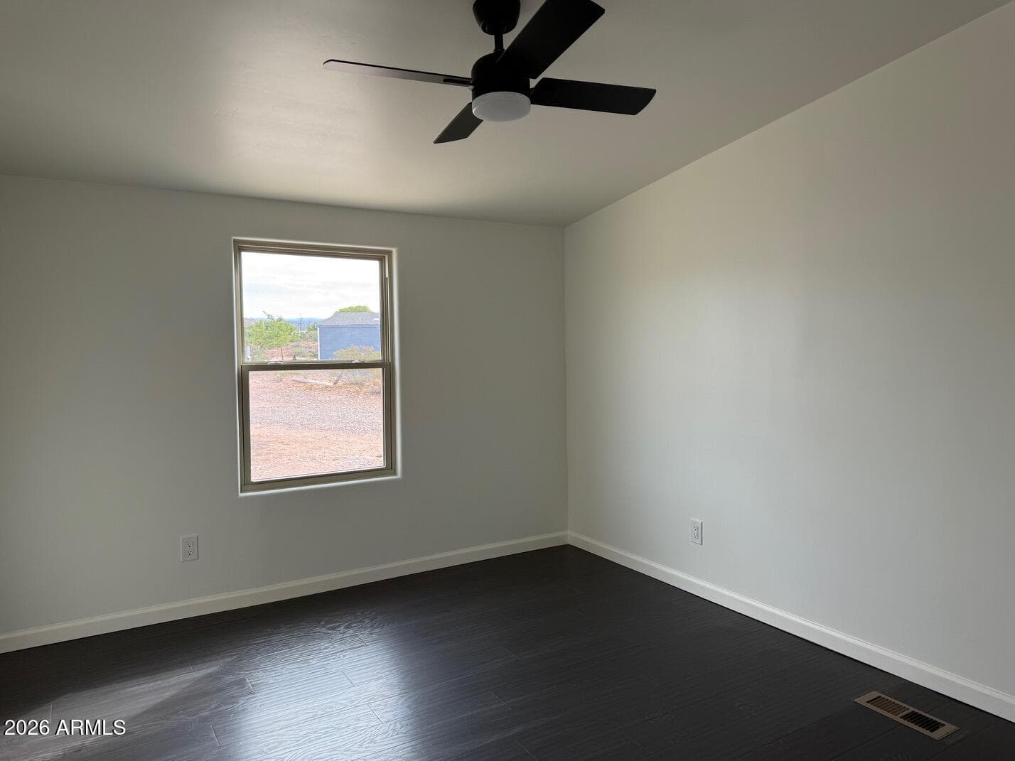 3385 E JOY Road, Rimrock, AZ 86335 — photo 9 of 32