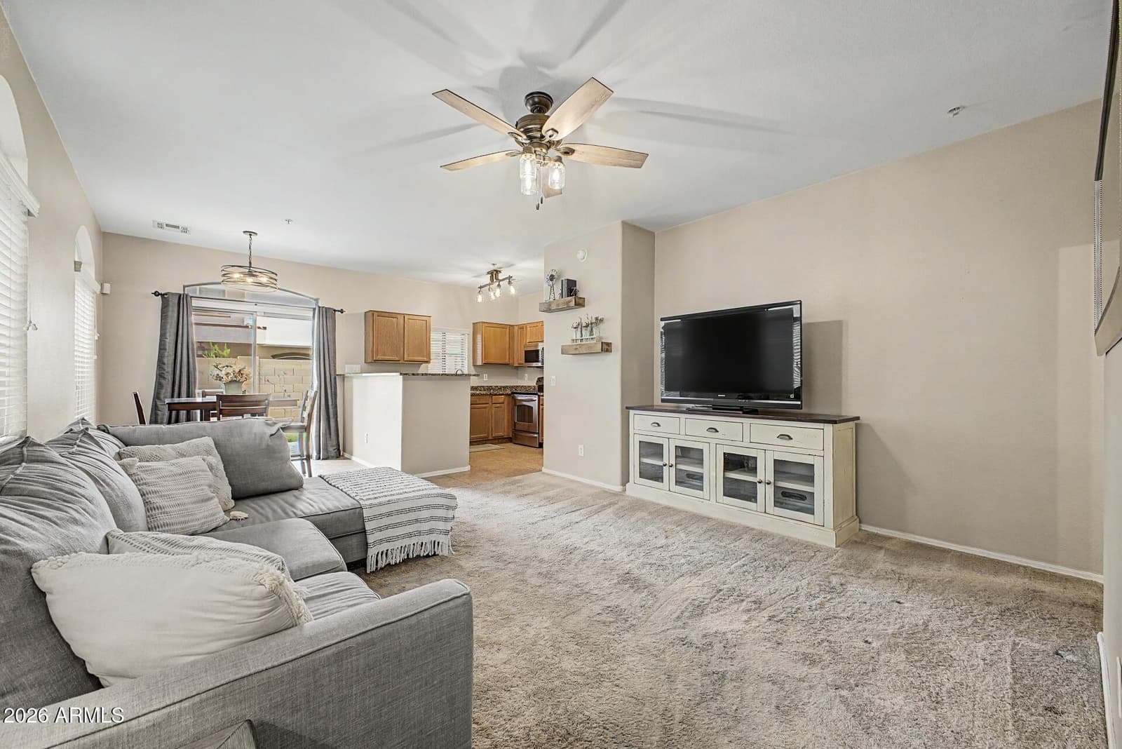 2725 E MINE CREEK Road 1028, Phoenix, AZ 85024 — photo 4 of 36
