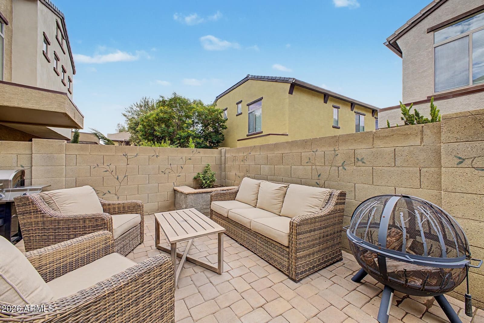 2725 E MINE CREEK Road 1028, Phoenix, AZ 85024 — photo 30 of 36