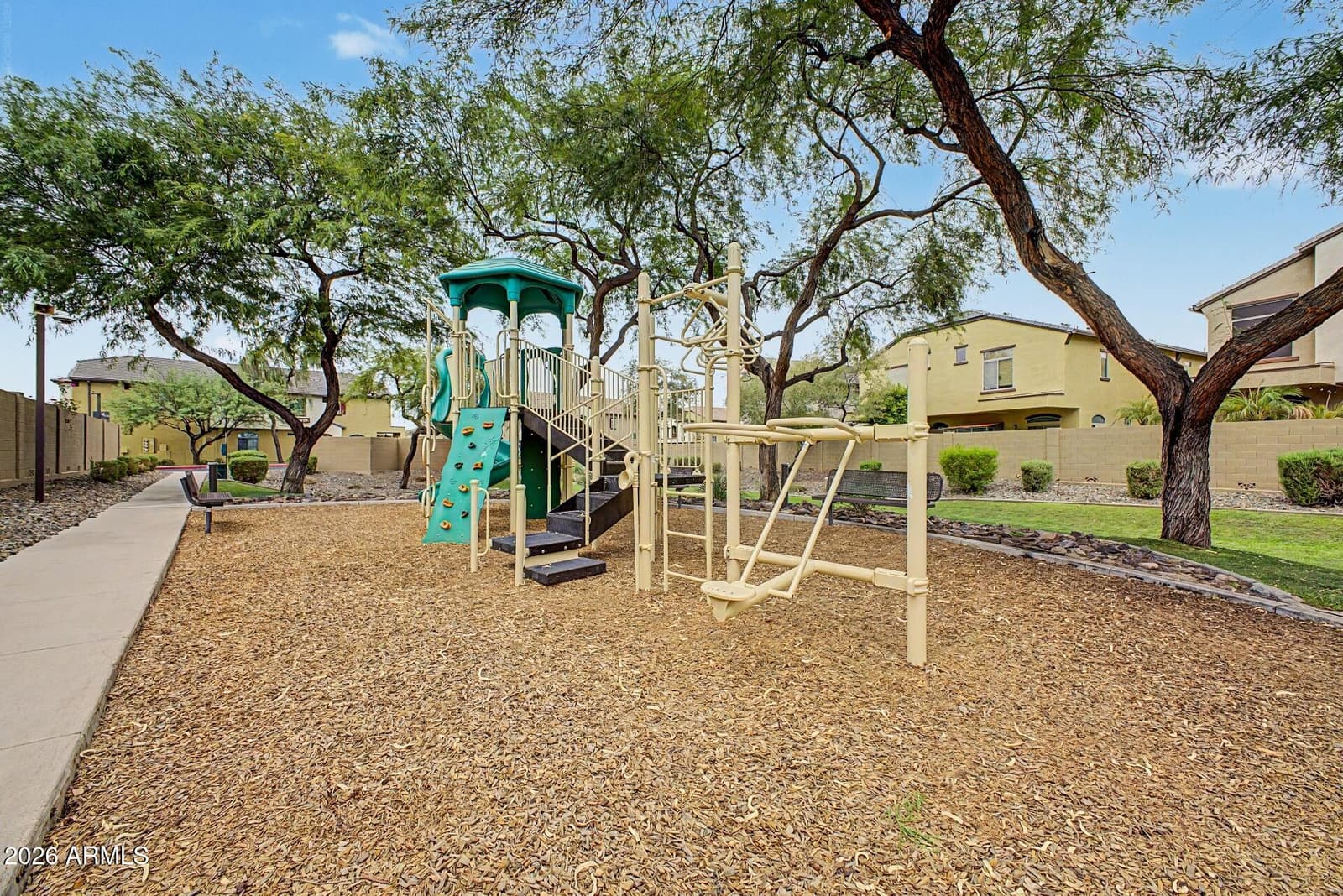 2725 E MINE CREEK Road 1028, Phoenix, AZ 85024 — photo 35 of 36