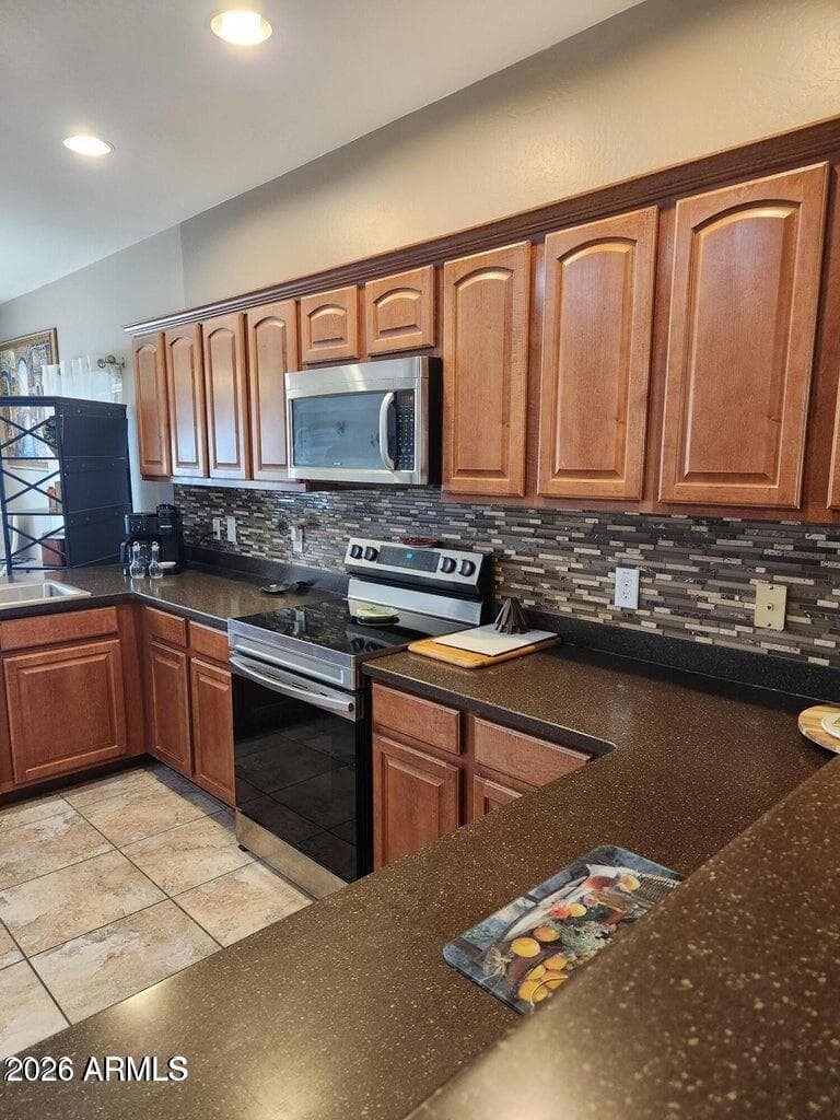 108 W Ridgeview Trail, Casa Grande, AZ 85122 — photo 2 of 12