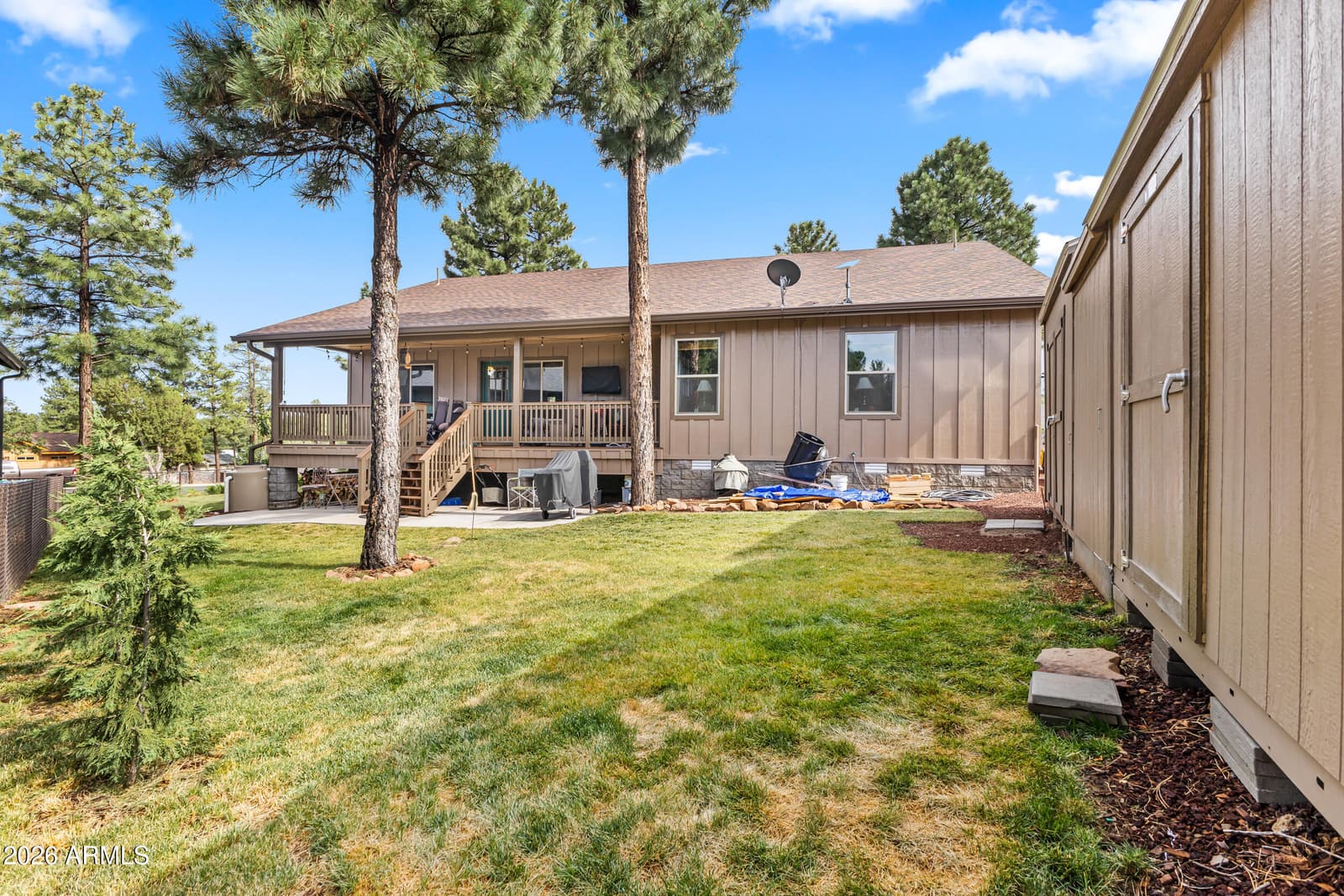 241 W OWENS Street, Show Low, AZ 85901 — photo 33 of 48