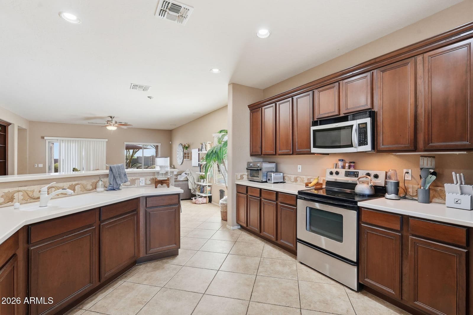 11713 W DALEY Lane, Sun City, AZ 85373 — photo 15 of 33