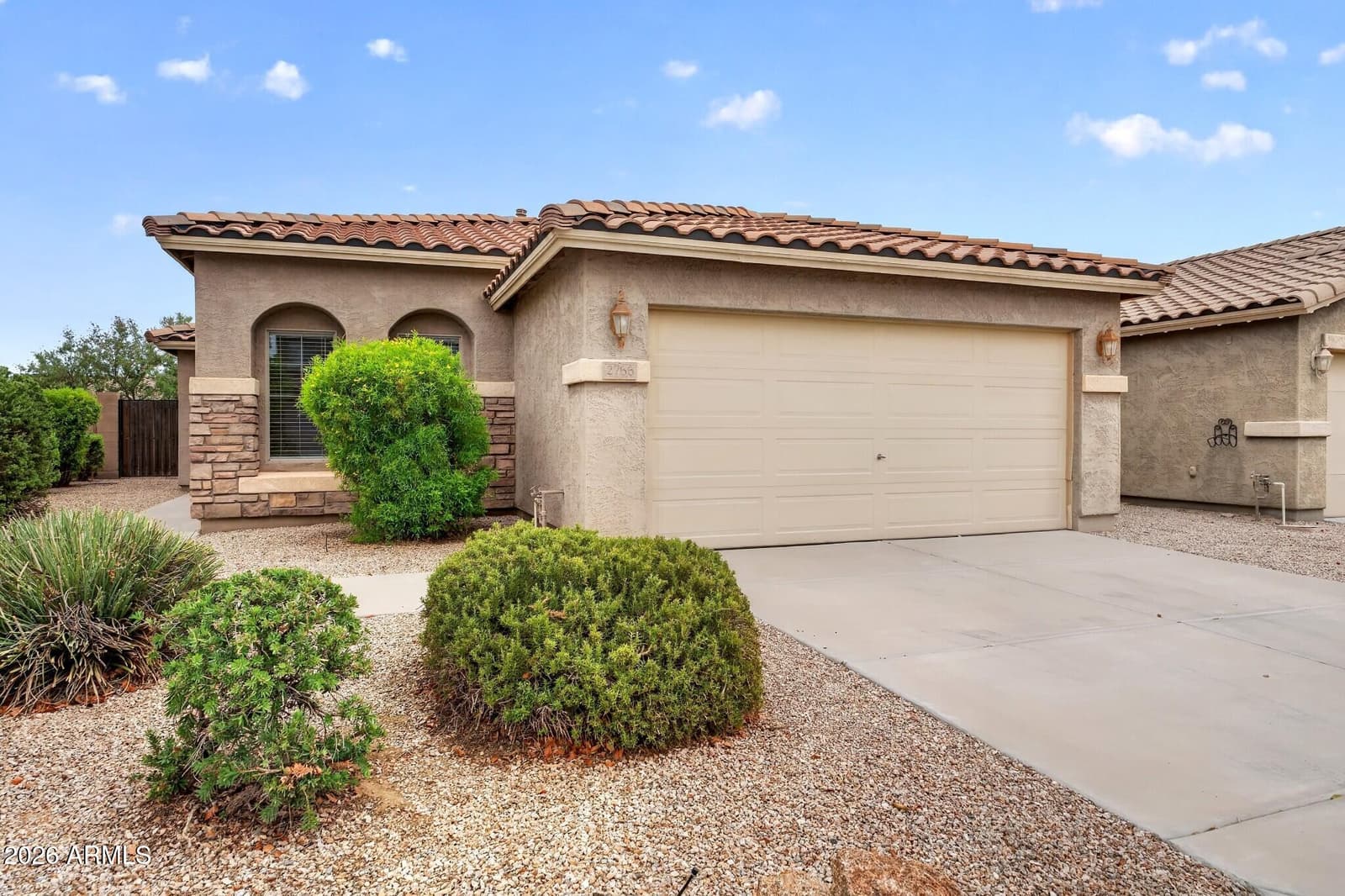 2766 W MIRA Drive, San Tan Valley, AZ 85144