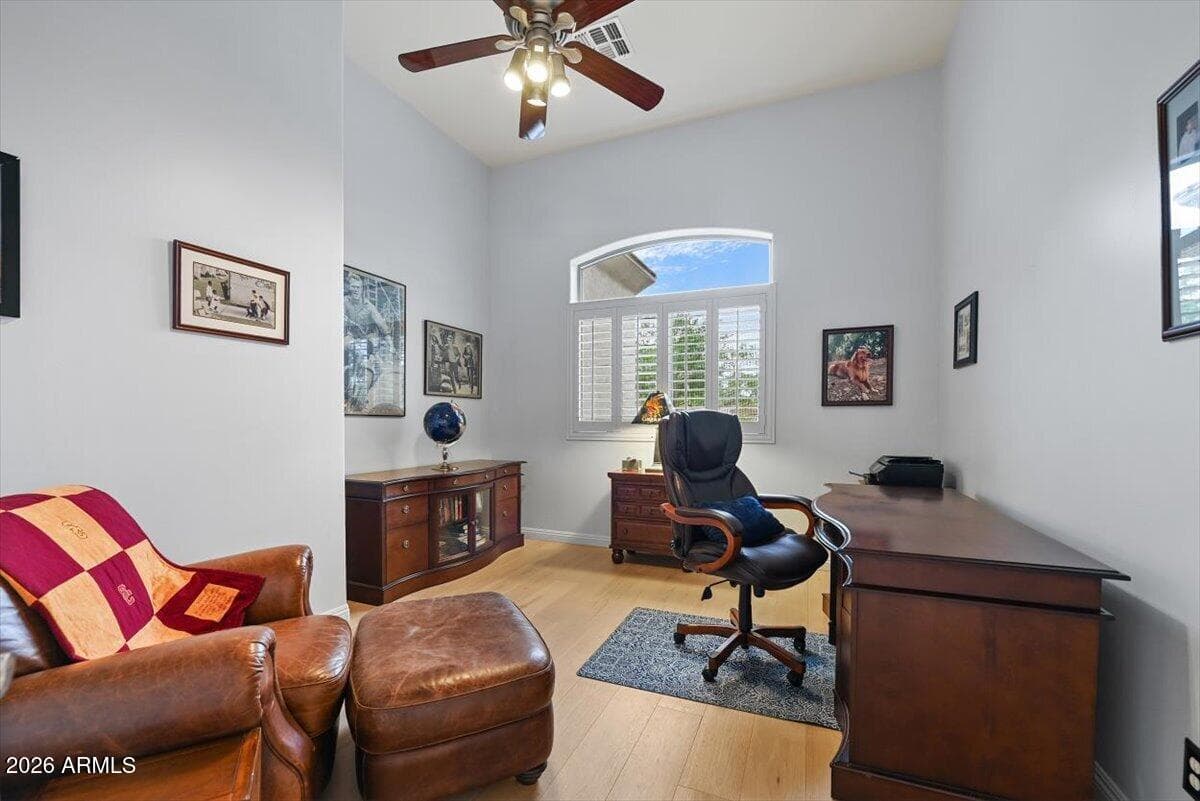 14 W SUMMERSET Drive, Phoenix, AZ 85085 — photo 14 of 33