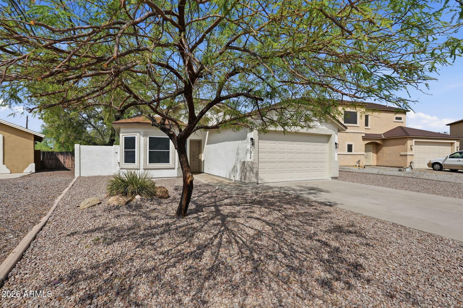 732 S PAUSTIAN Circle, Apache Junction, AZ 85120 — photo 3 of 46