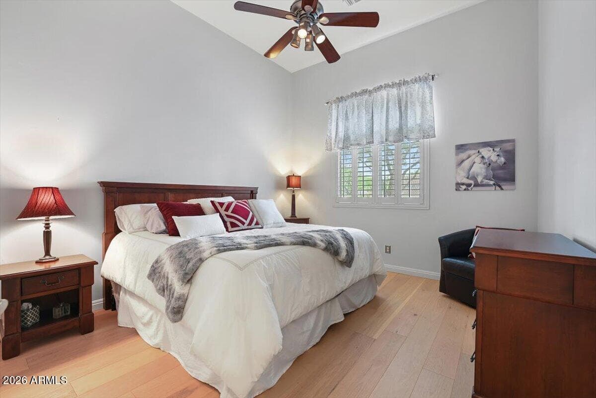 14 W SUMMERSET Drive, Phoenix, AZ 85085 — photo 18 of 33