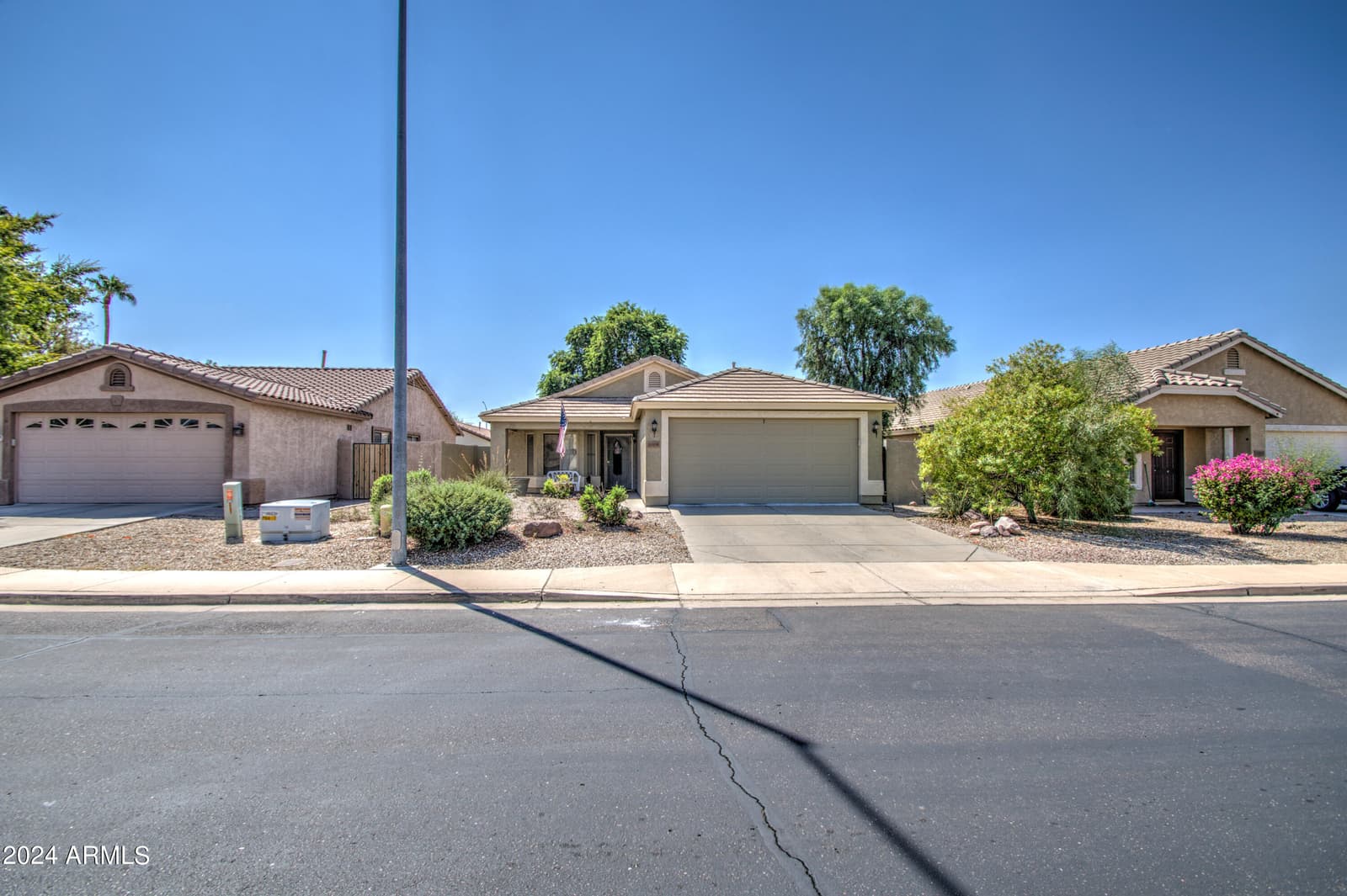 10109 E OBISPO Avenue, Mesa, AZ 85212 — photo 3 of 26