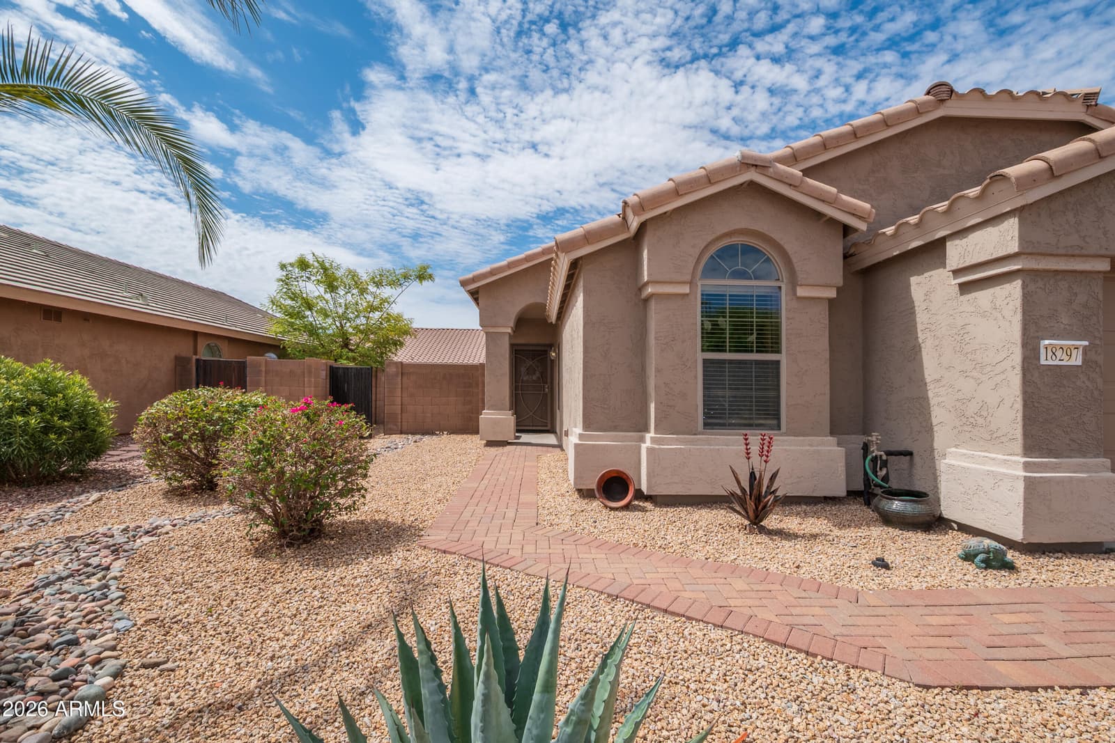 18297 W SPENCER Drive, Surprise, AZ 85374 — photo 10 of 44