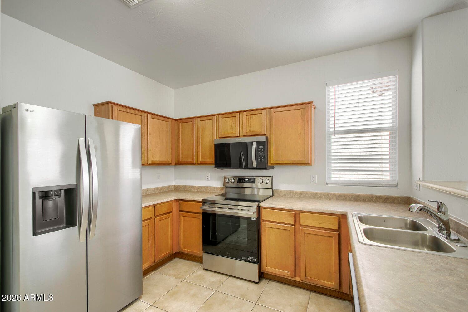 5211 W Warner St Street, Phoenix, AZ 85043 — photo 11 of 29