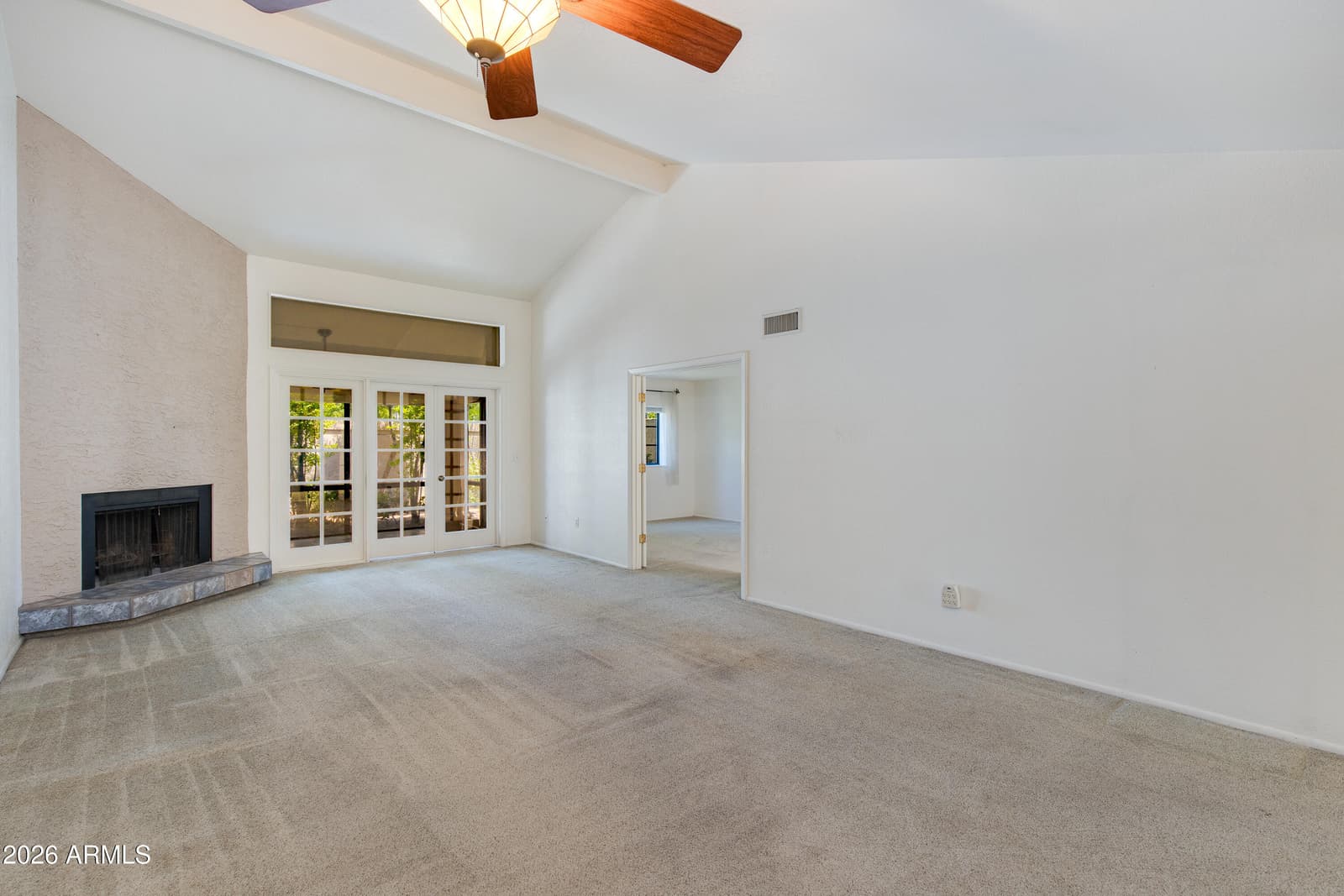 7263 N 6TH Way, Phoenix, AZ 85020 — photo 11 of 33