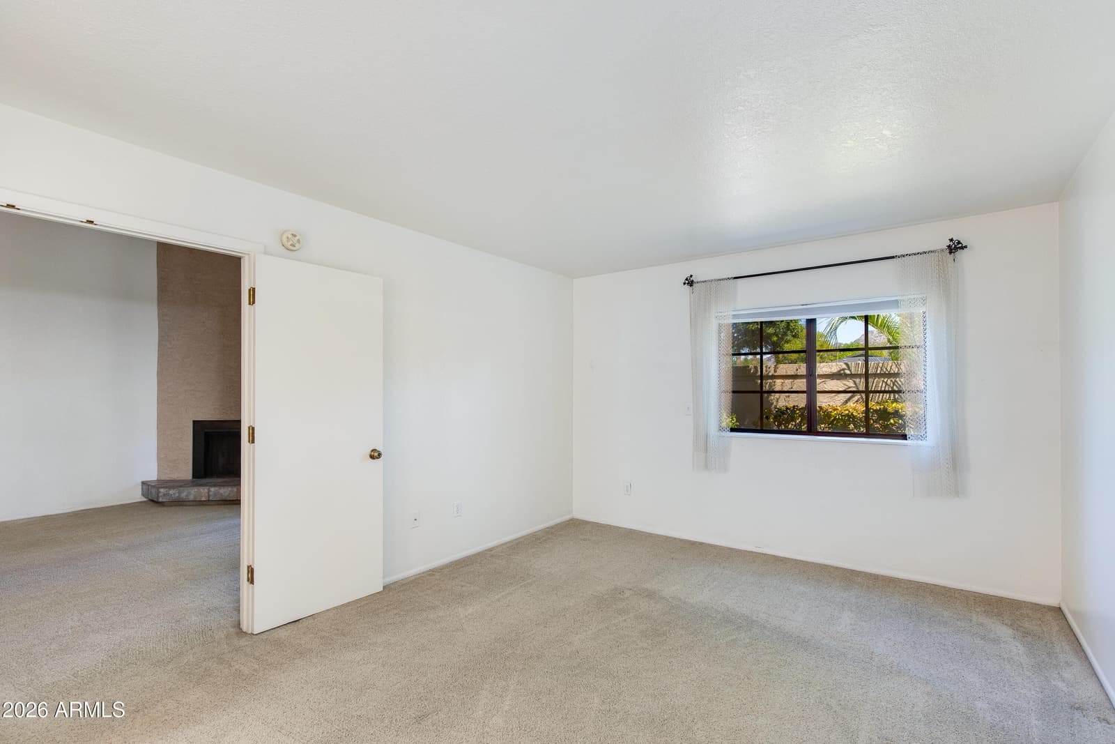 7263 N 6TH Way, Phoenix, AZ 85020 — photo 19 of 33