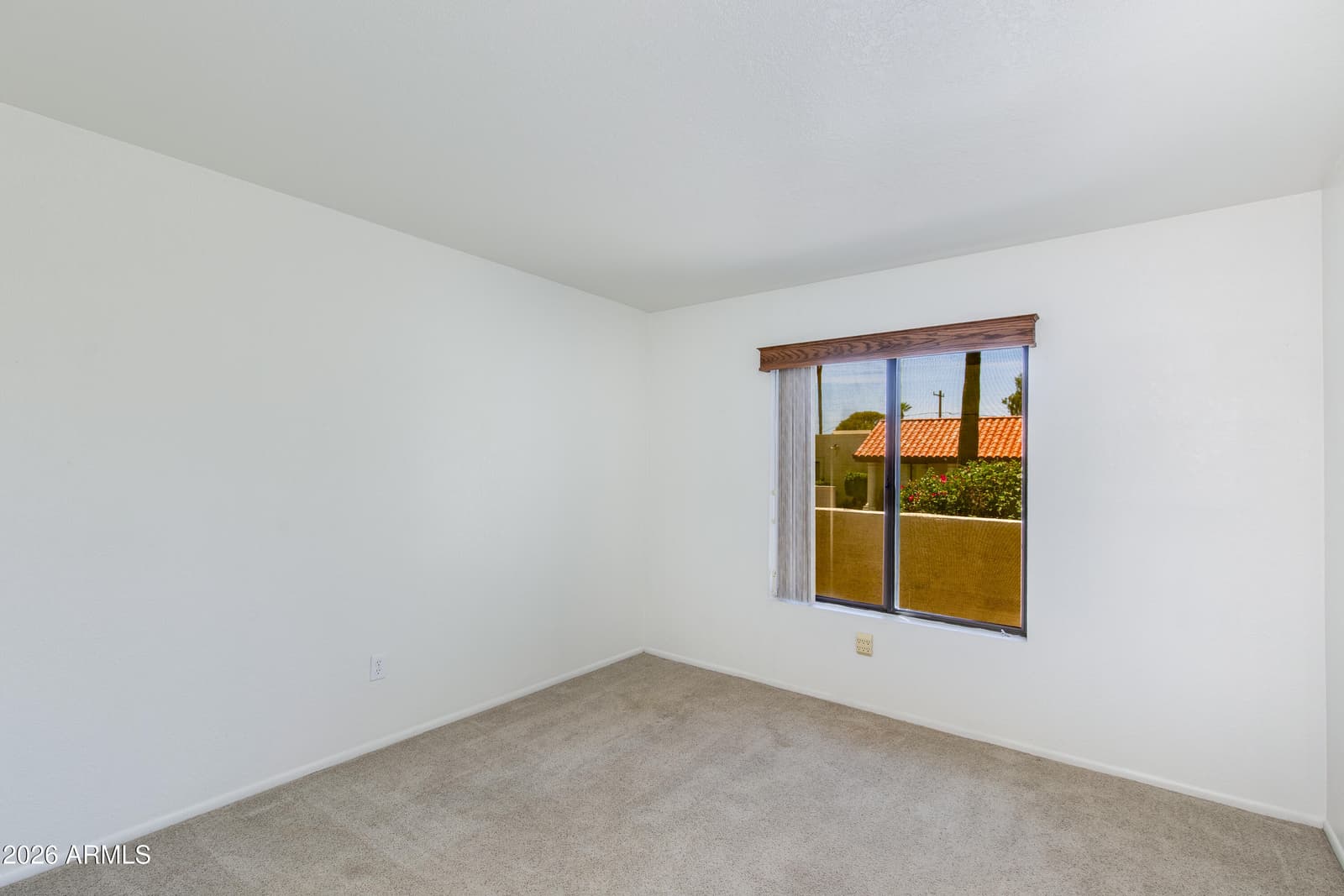 7263 N 6TH Way, Phoenix, AZ 85020 — photo 25 of 33