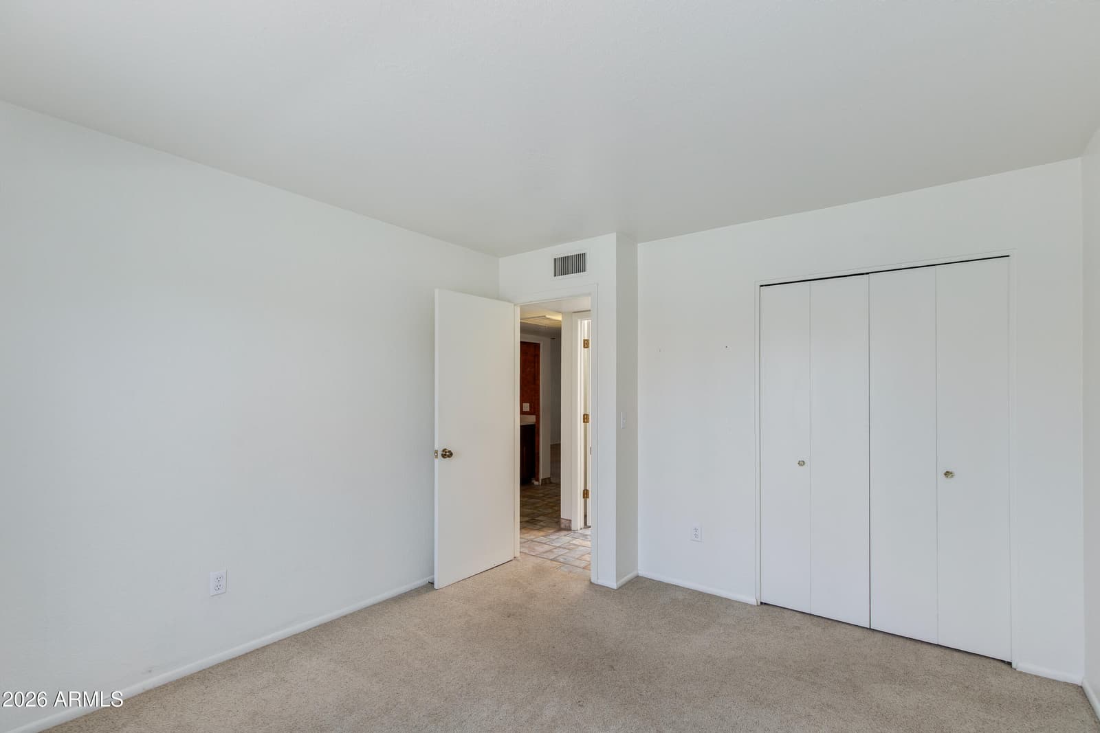 7263 N 6TH Way, Phoenix, AZ 85020 — photo 26 of 33