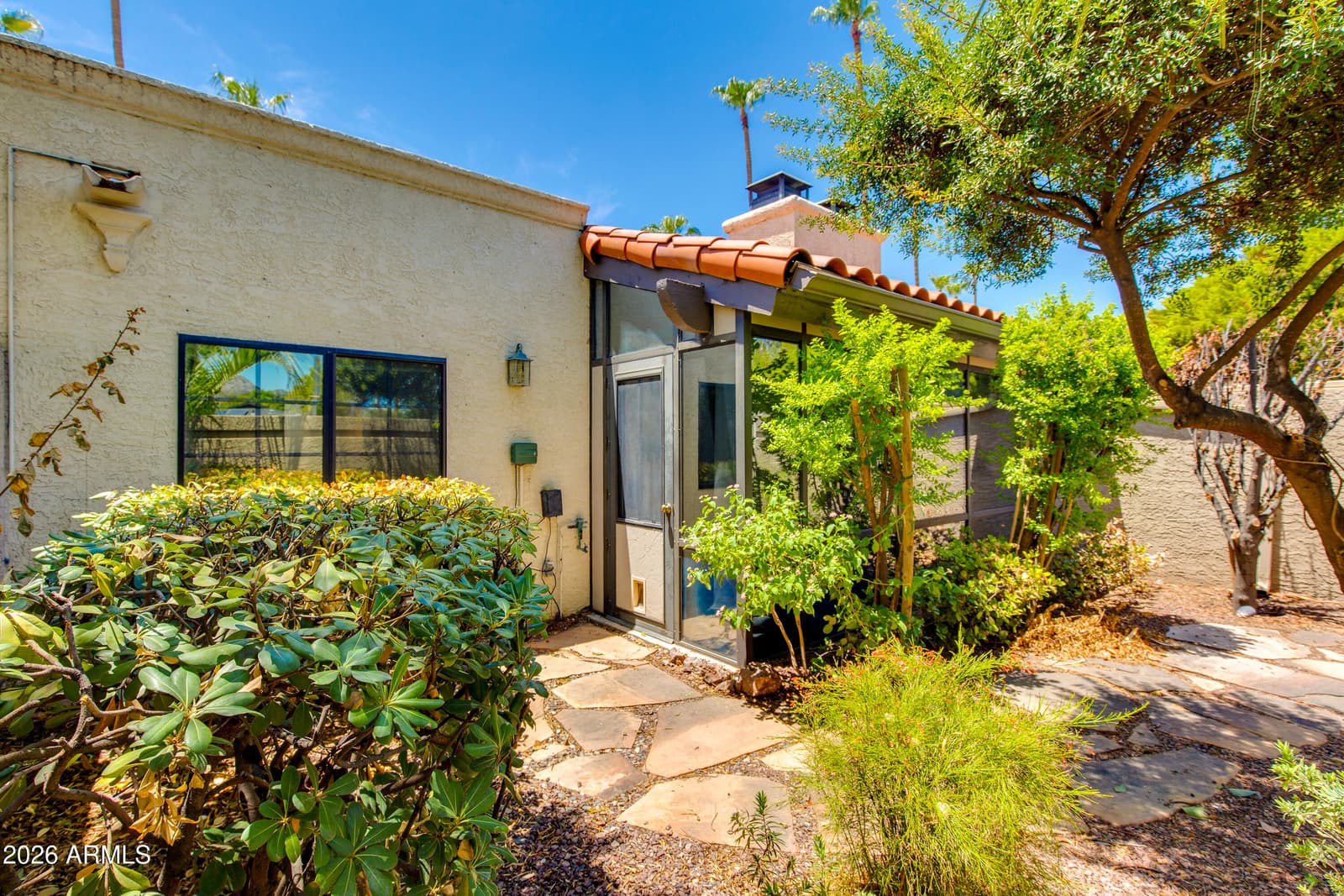7263 N 6TH Way, Phoenix, AZ 85020 — photo 31 of 33