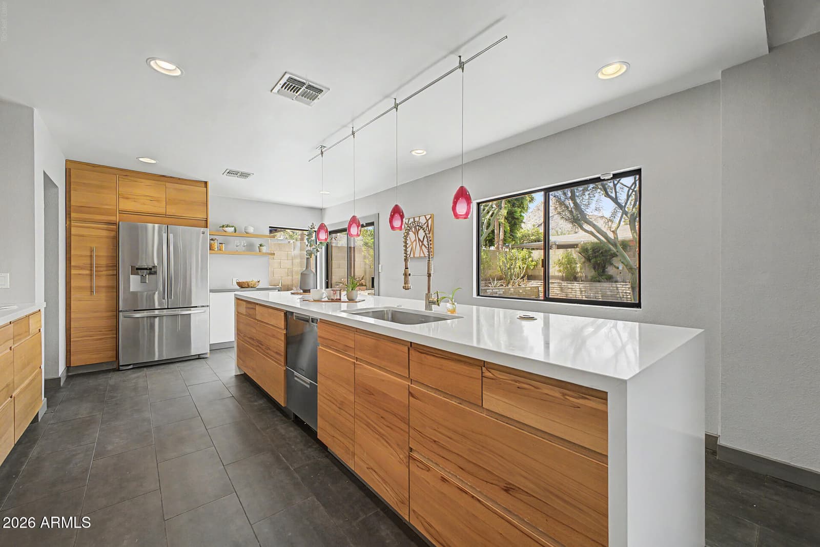 2276 E CHRISTY Drive, Phoenix, AZ 85028 — photo 14 of 43