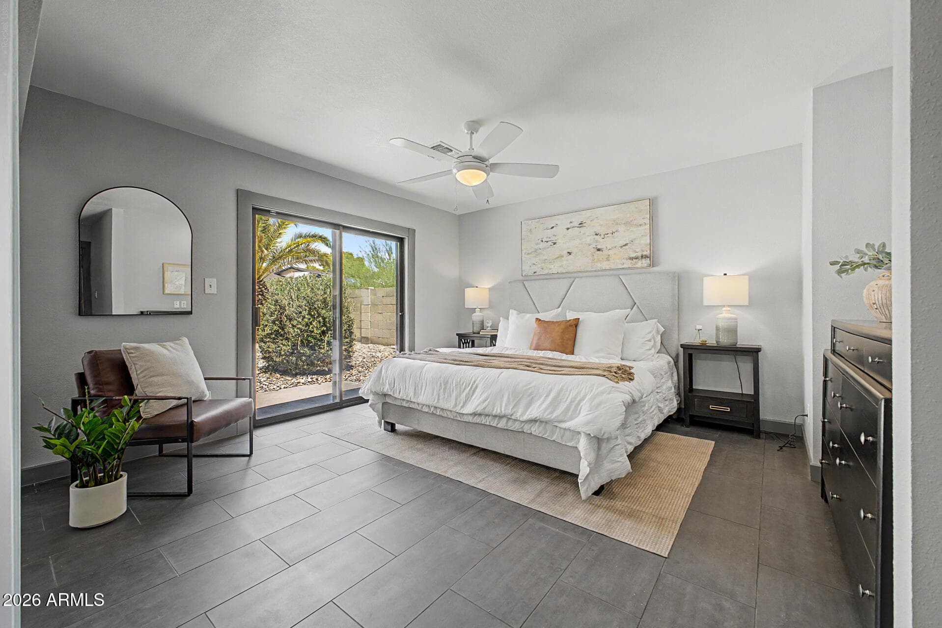 2276 E CHRISTY Drive, Phoenix, AZ 85028 — photo 17 of 43