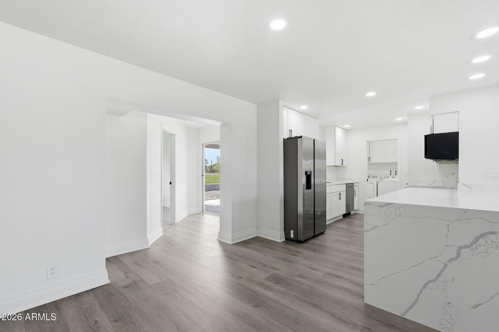4039 E CATALINA Circle, Mesa, AZ 85206 — photo 10 of 45